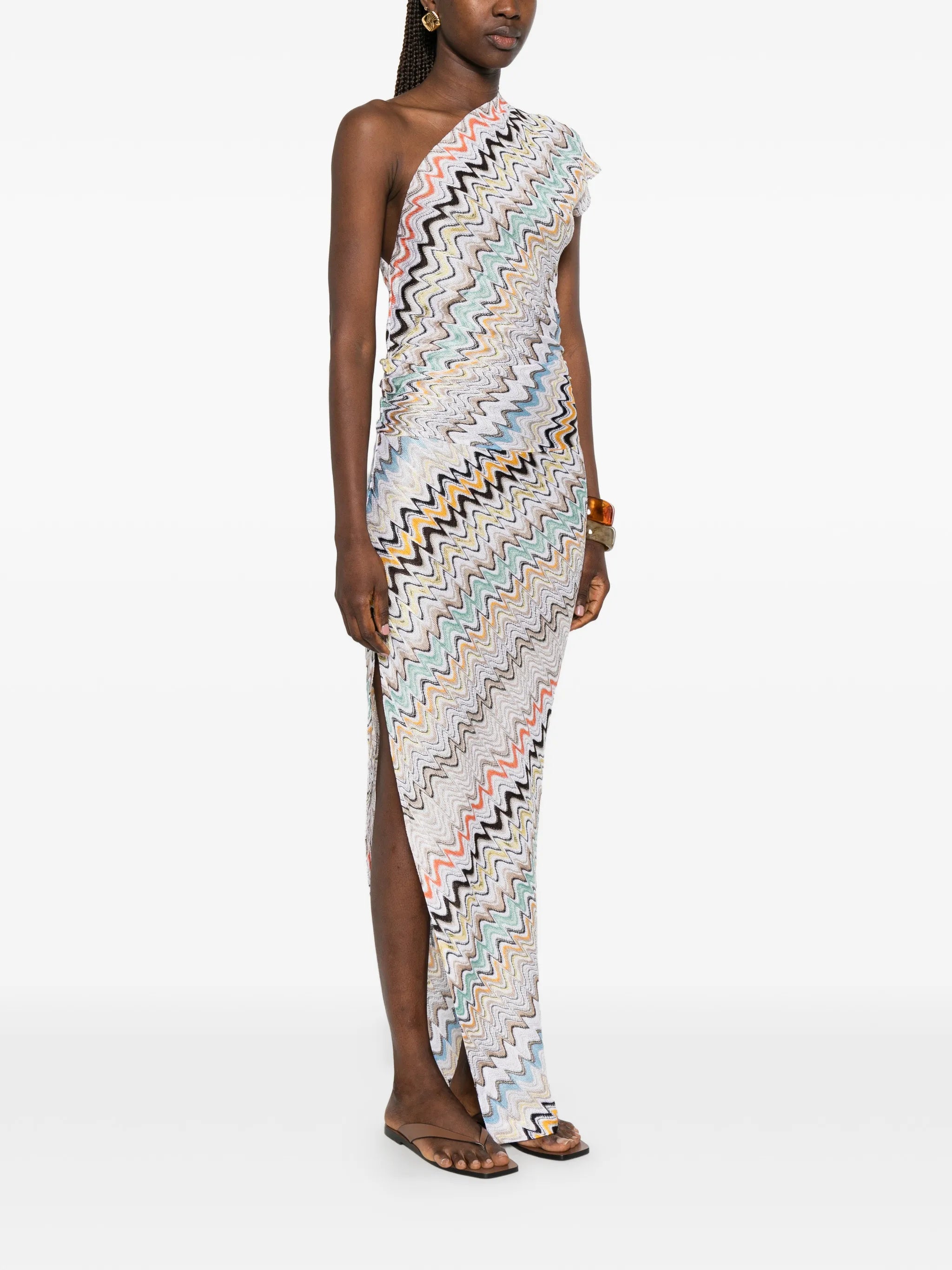 sleeveless maxi dress