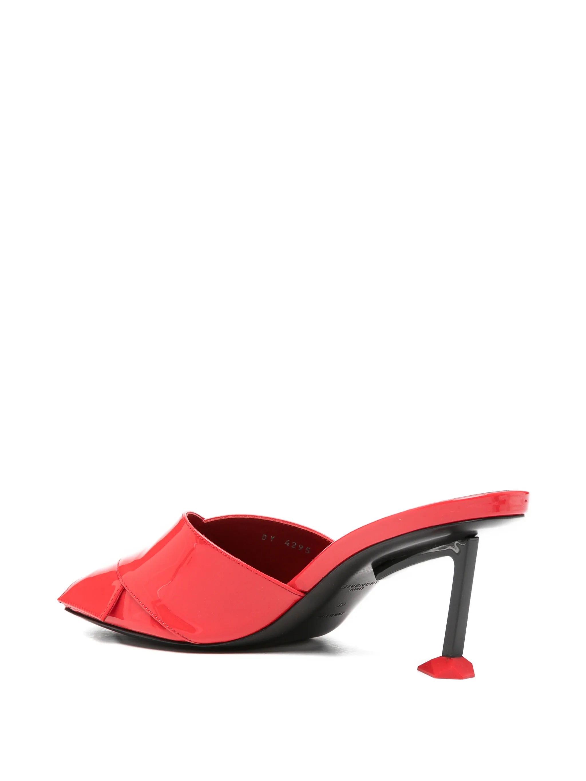 Boudoir sandals