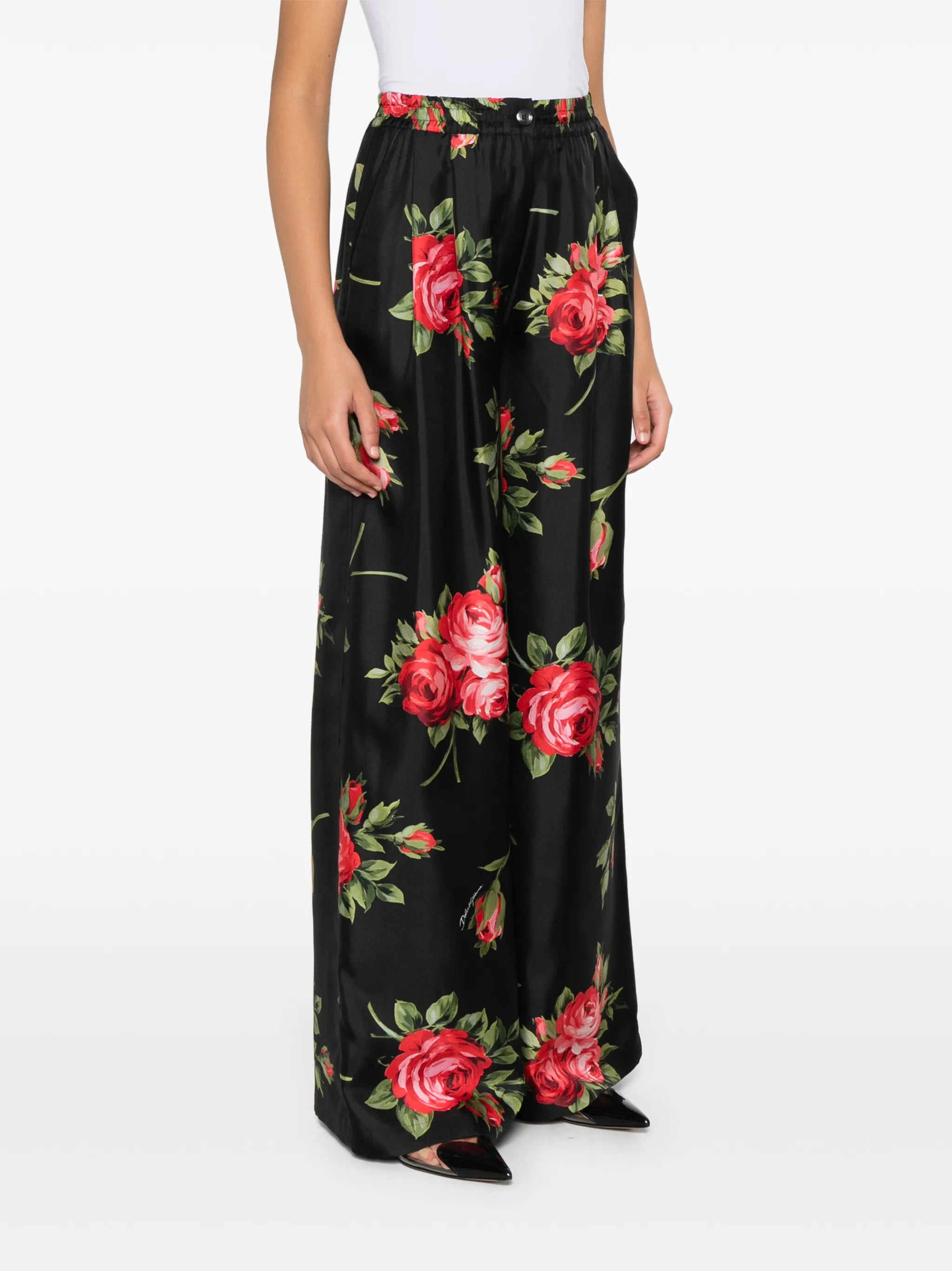 floral-print trousers