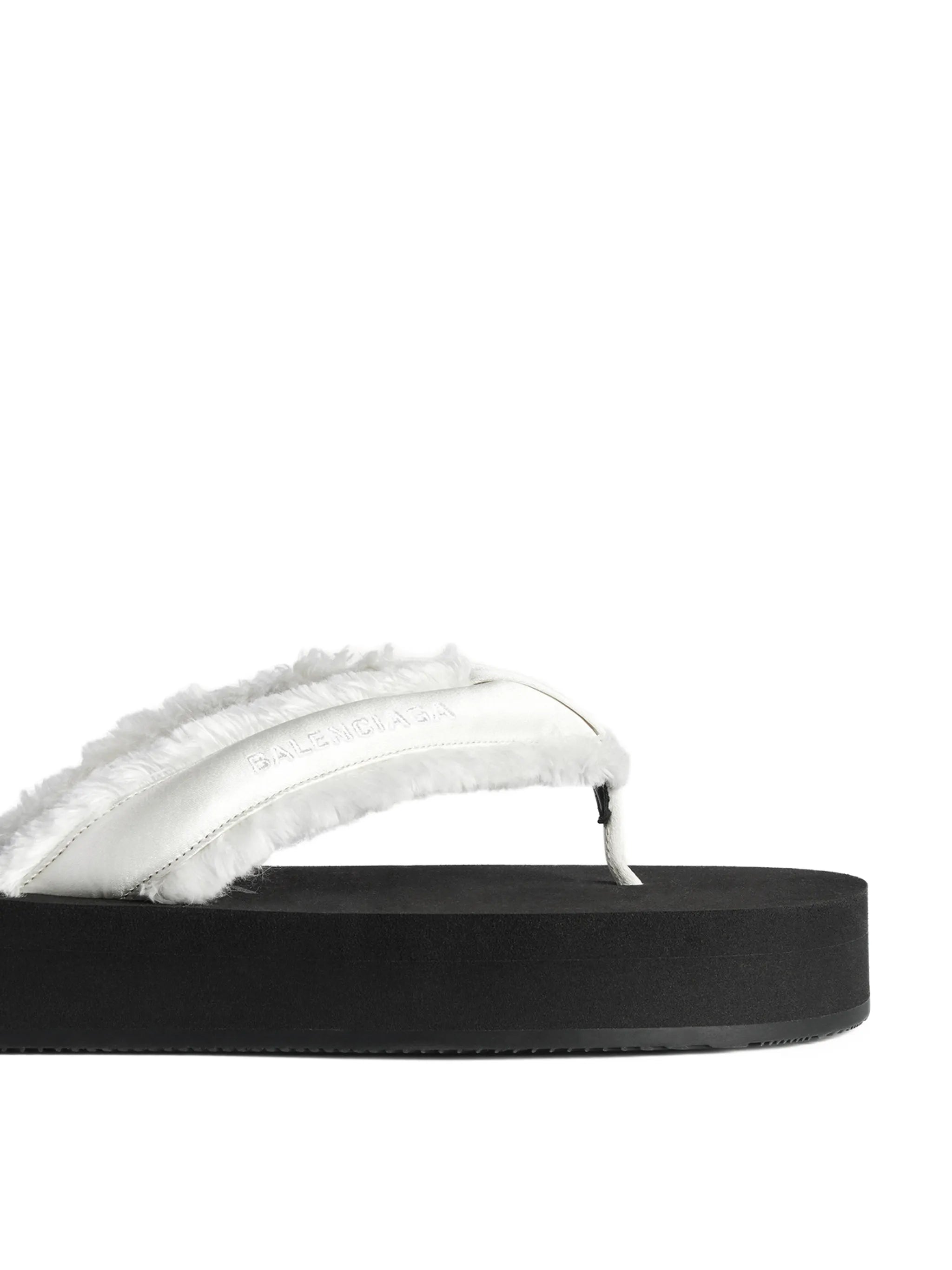 Jet Leg frayed slippers