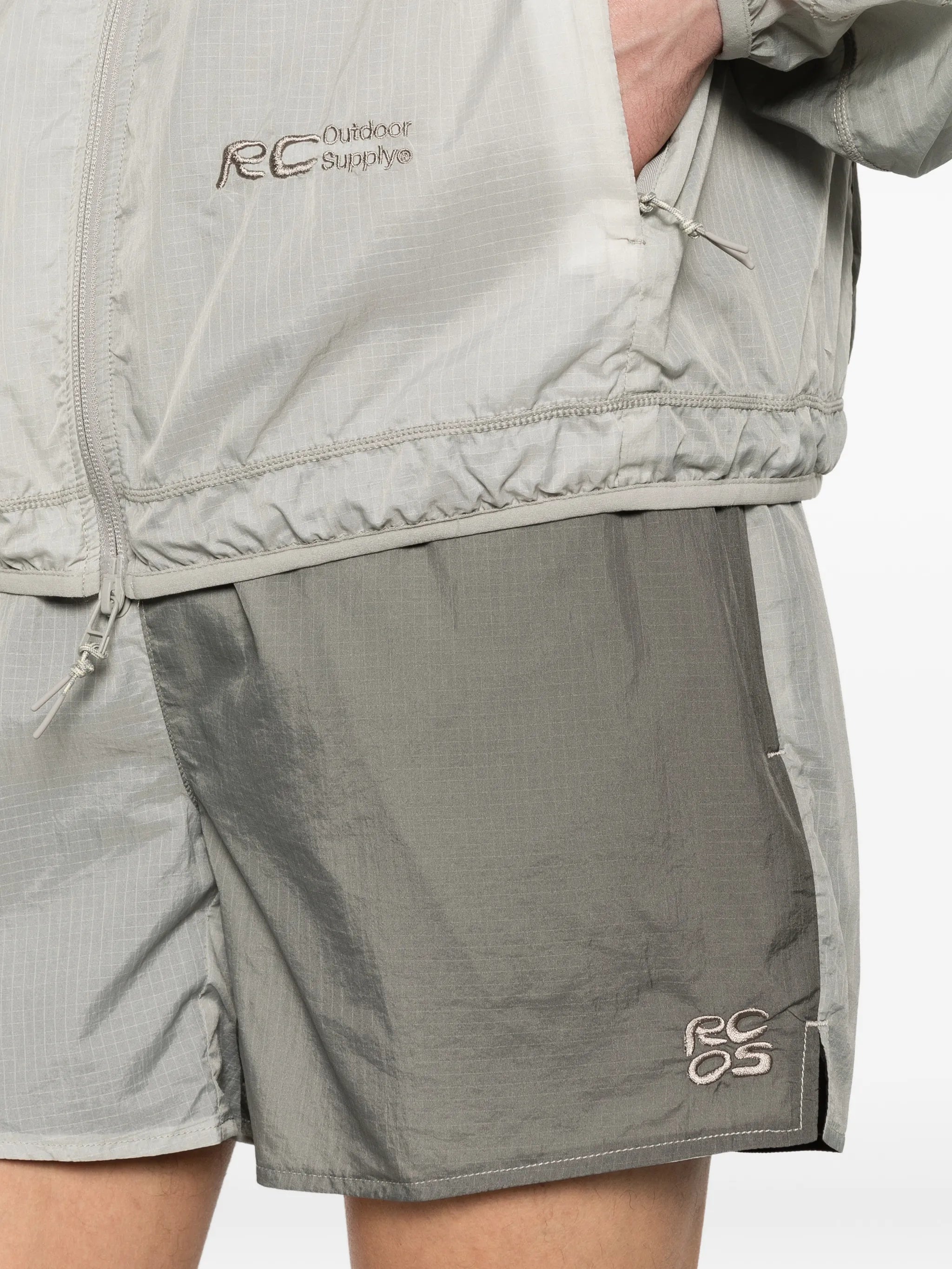 logo-detail shorts