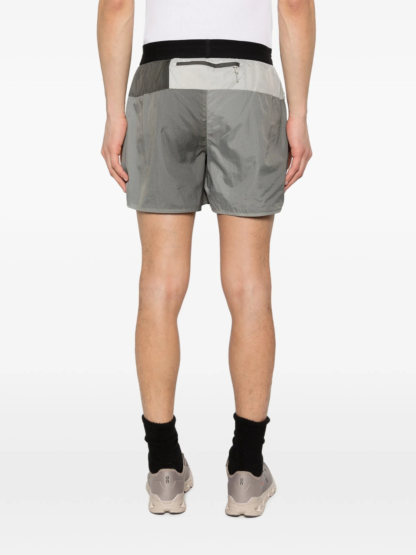 logo-detail shorts