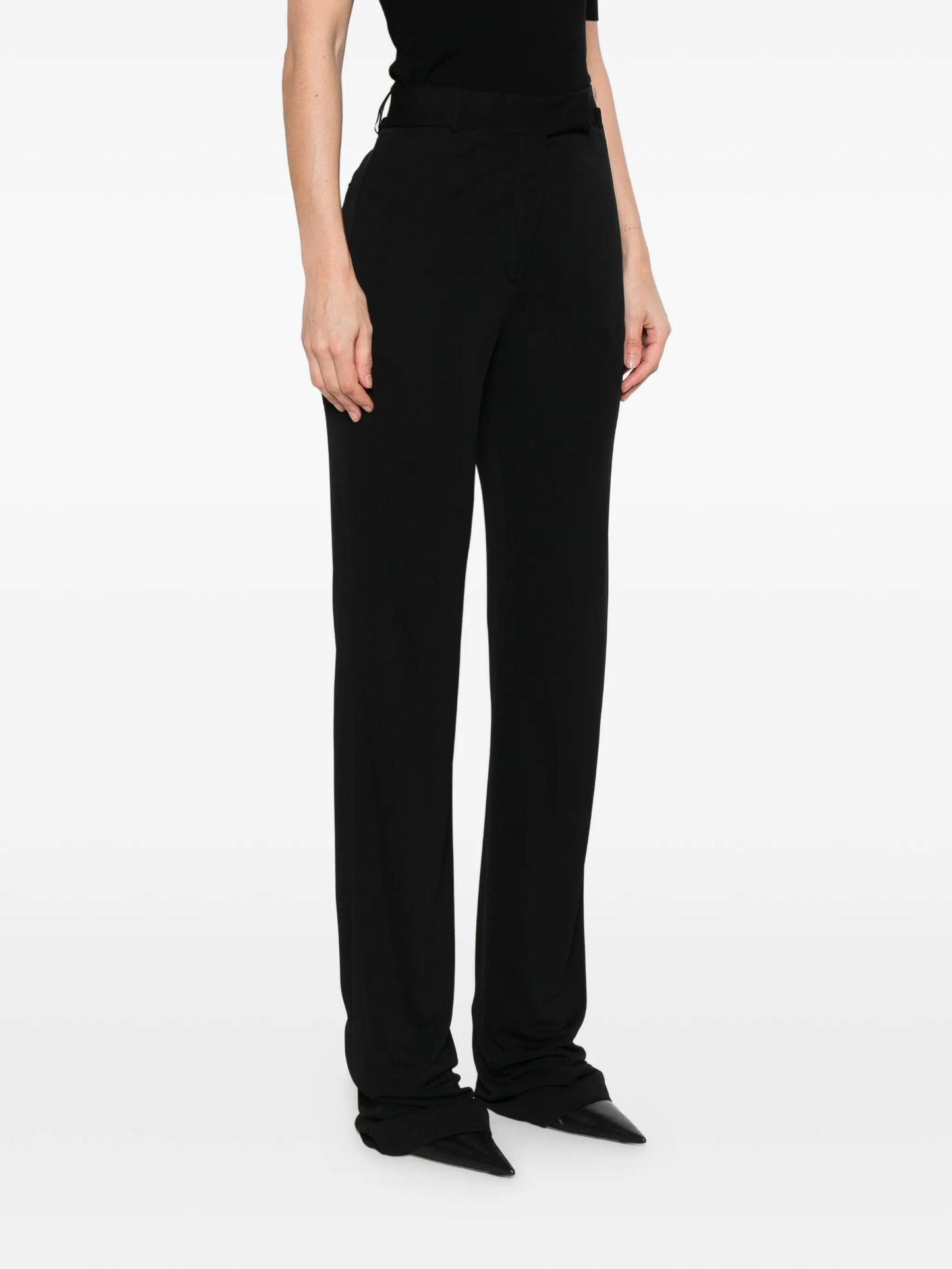 straight trousers