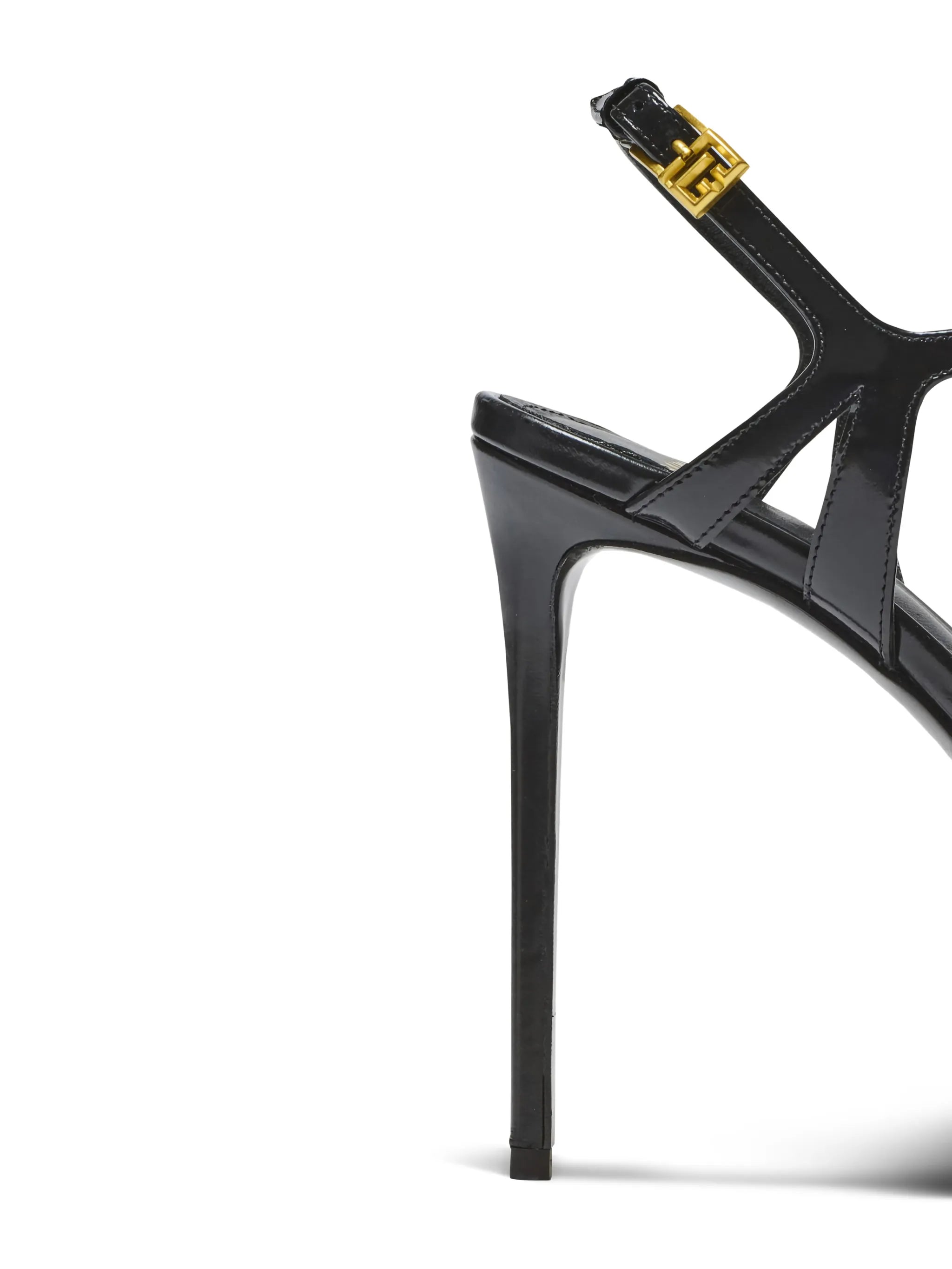 Sync platform sandals