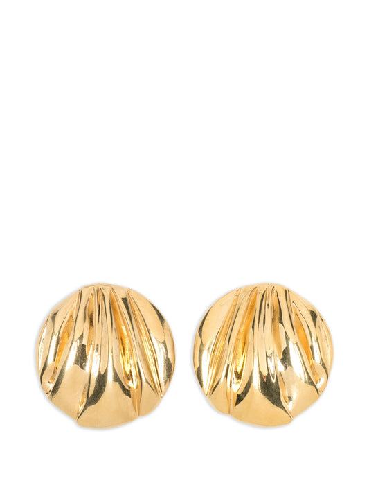 Pleats clip-on earrings