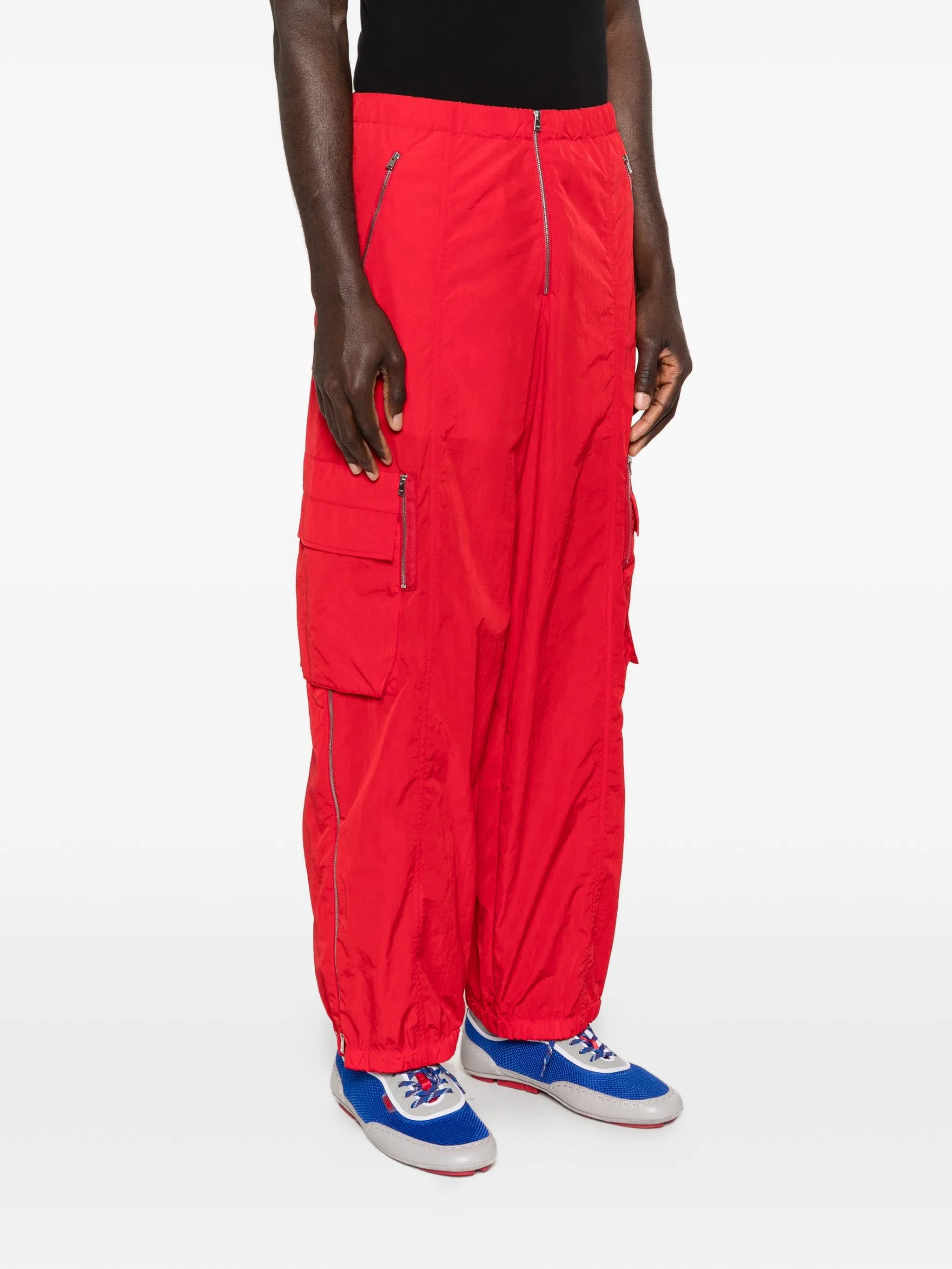 zip-pocket trousers