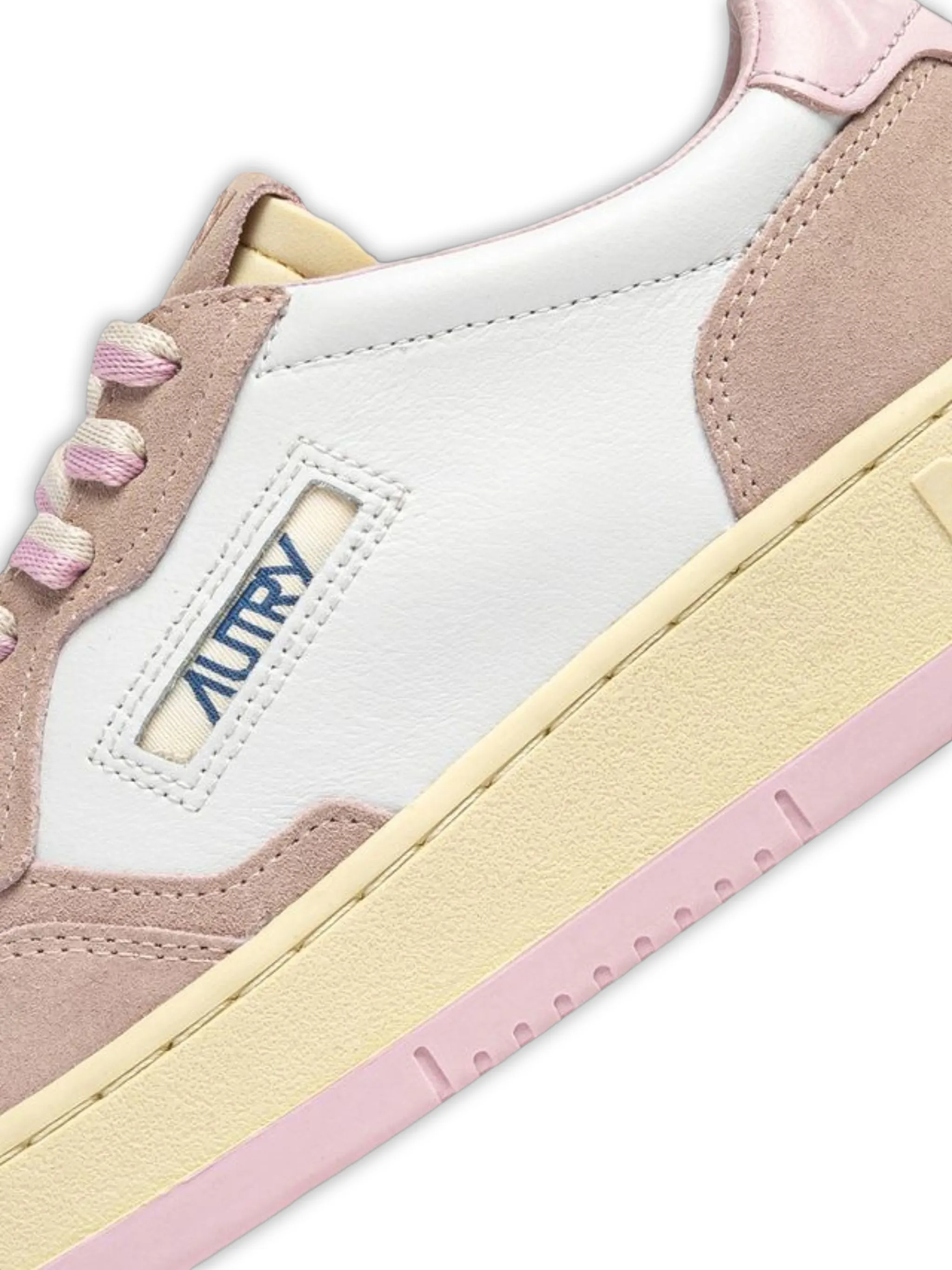 Medalist low sneakers