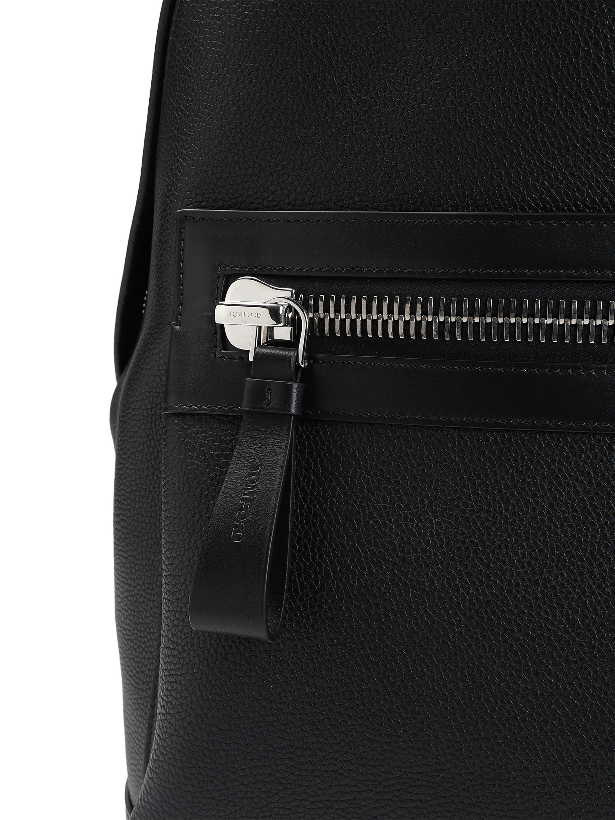 zip-fastening backpack