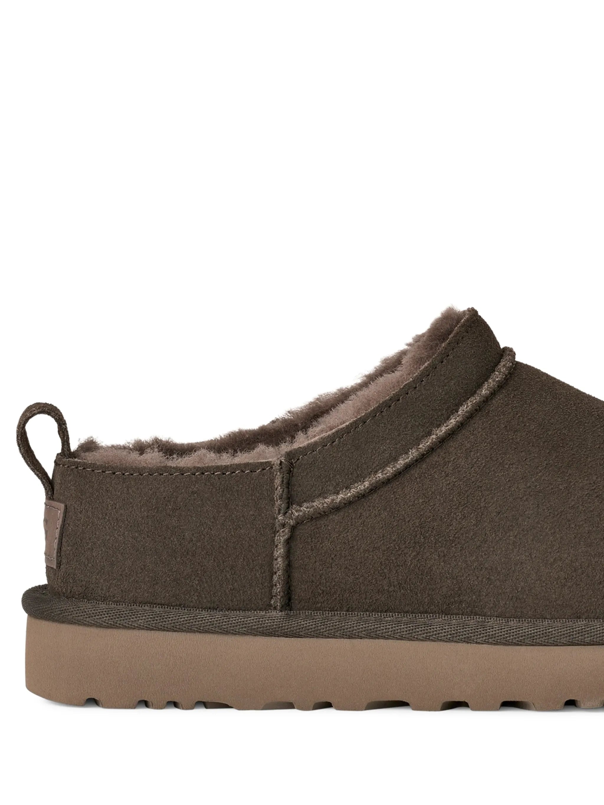 brown boots