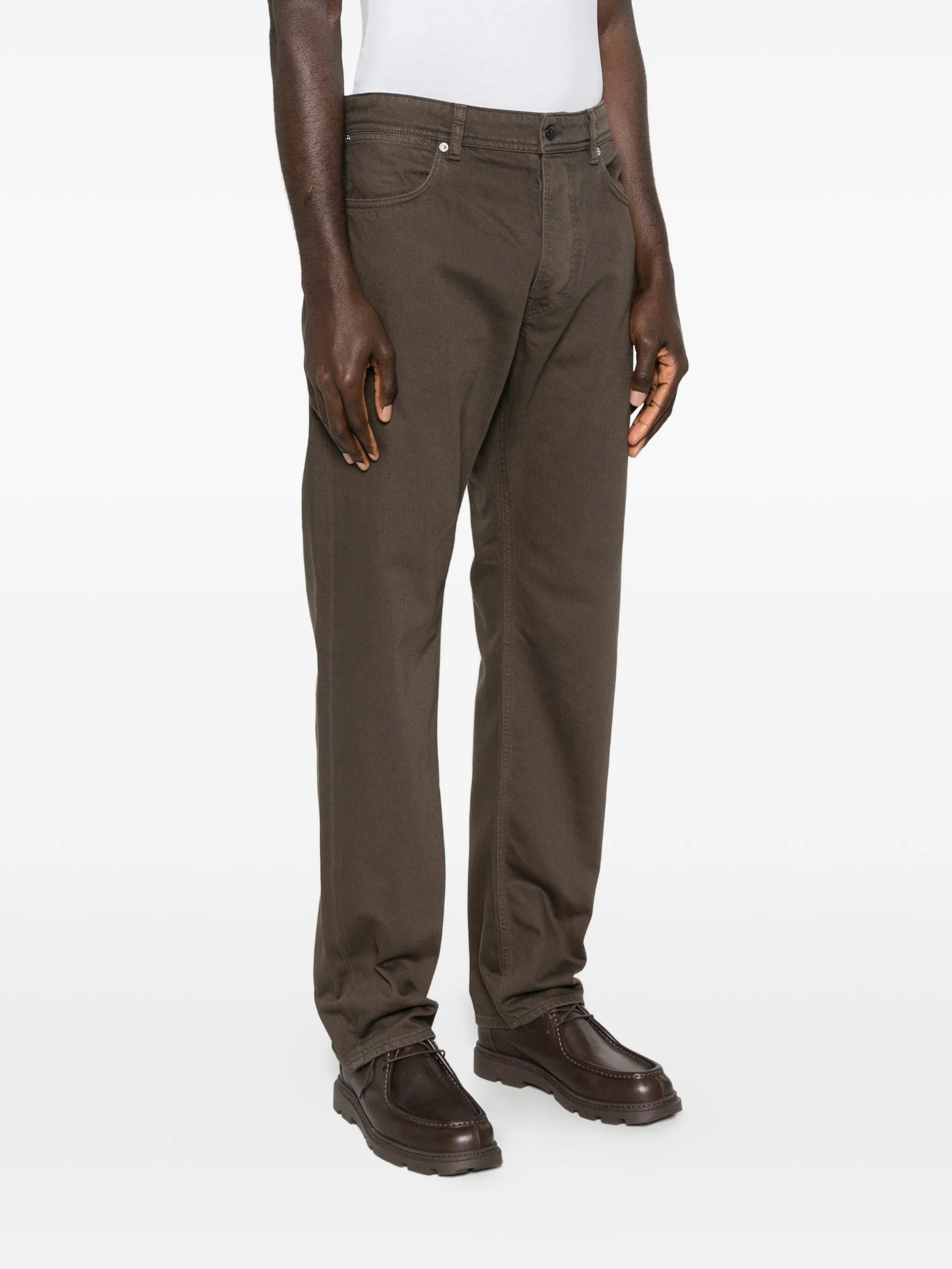 five-pocket jeans
