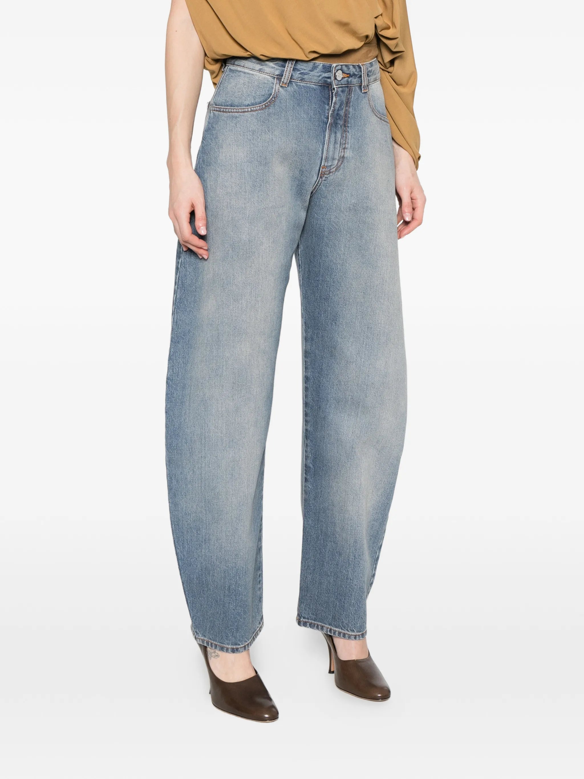 round jeans