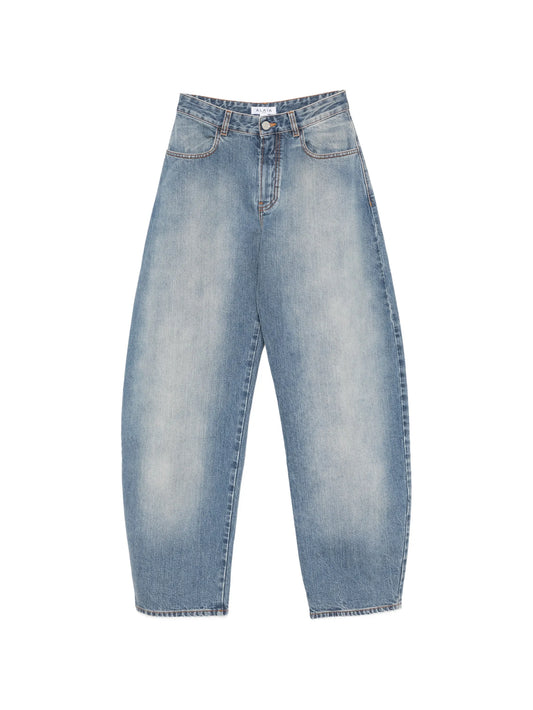 belt-loop jeans
