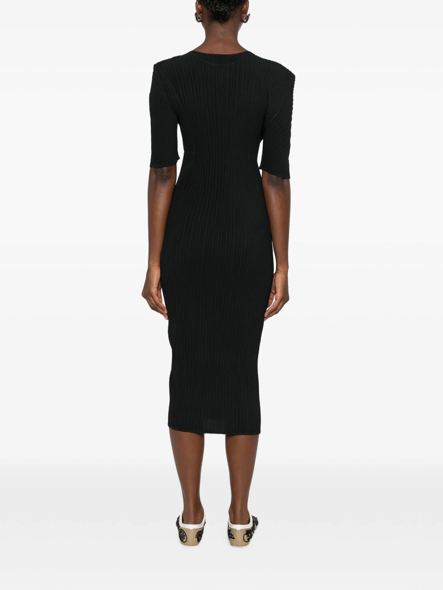 box-shoulder pleats midi dress