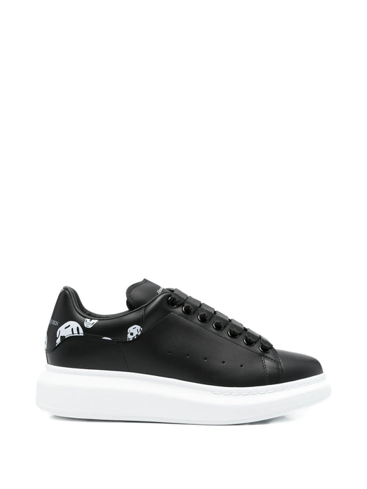 Oversized skull-print sneakers