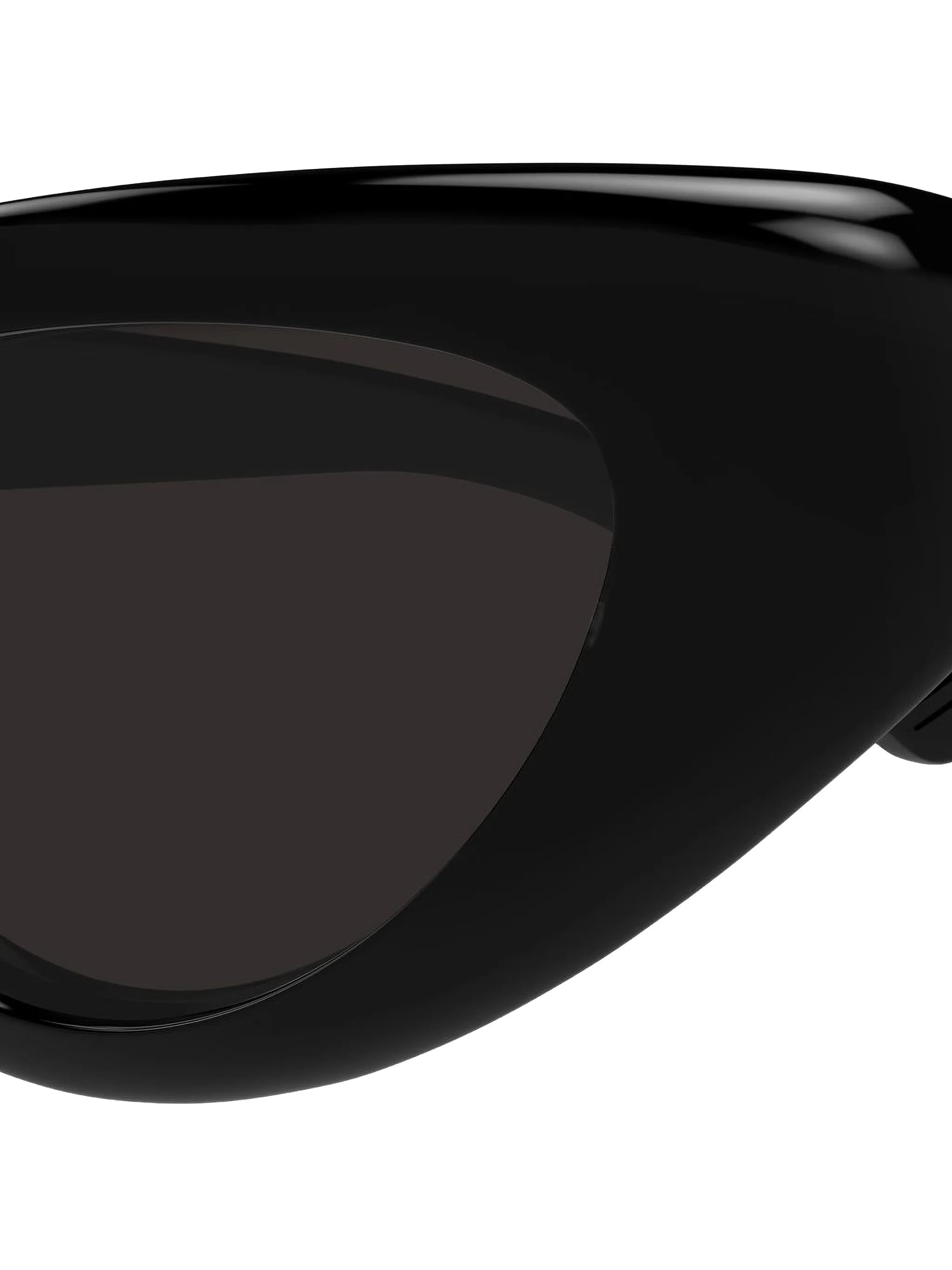 cat-eye sunglasses