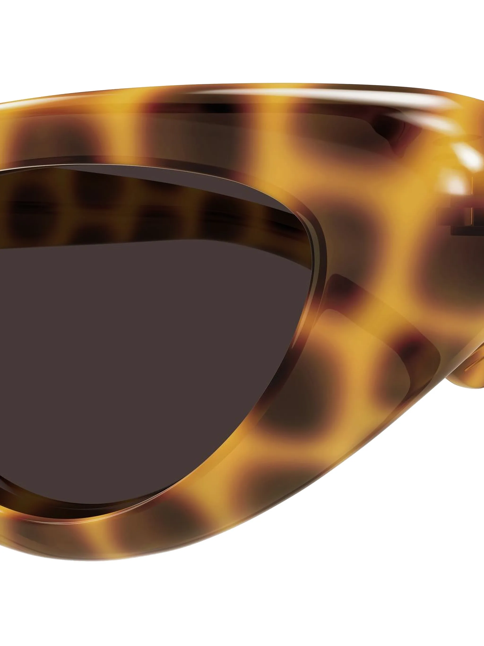 cat-eye sunglasses