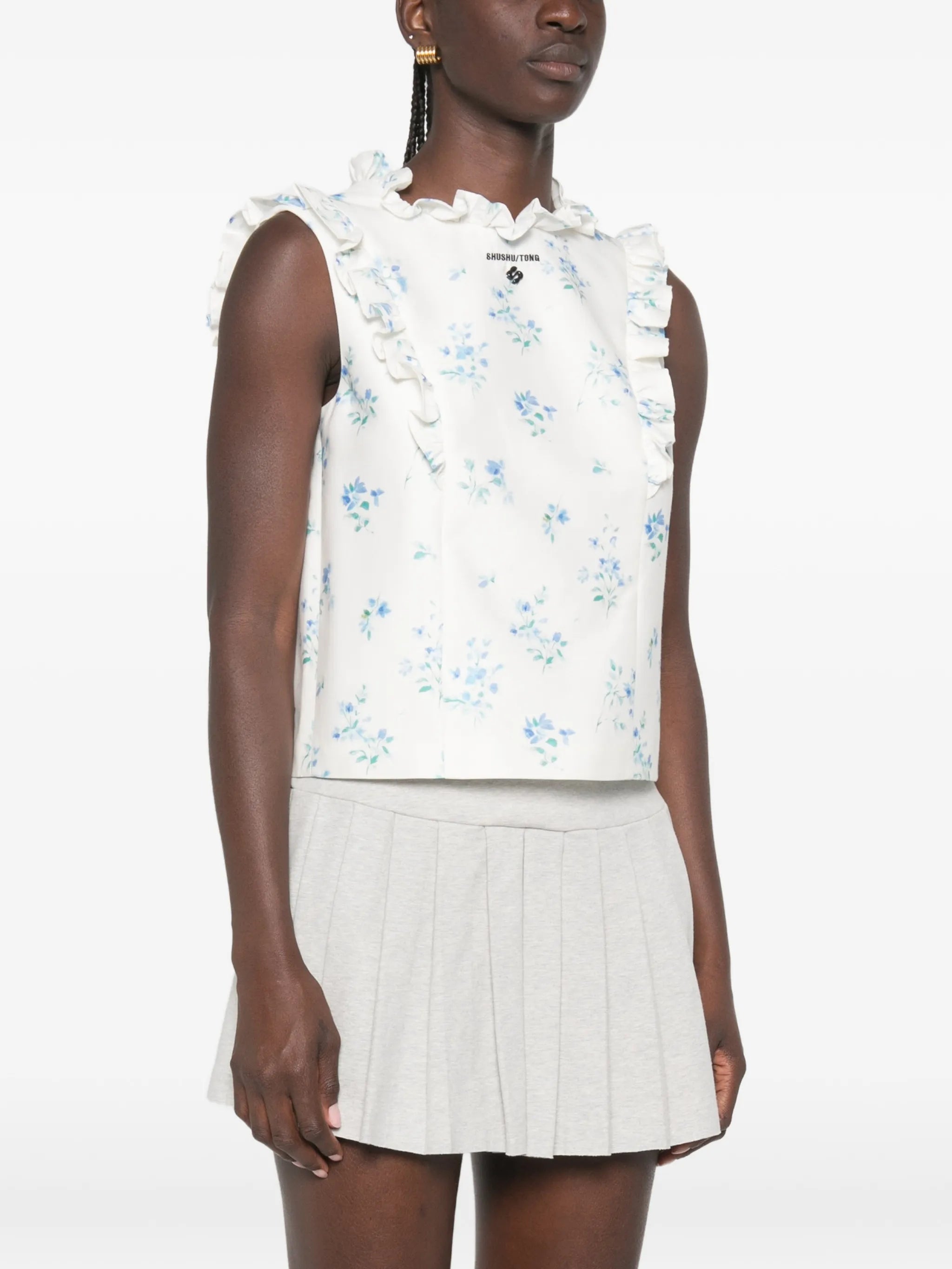 floral-print top