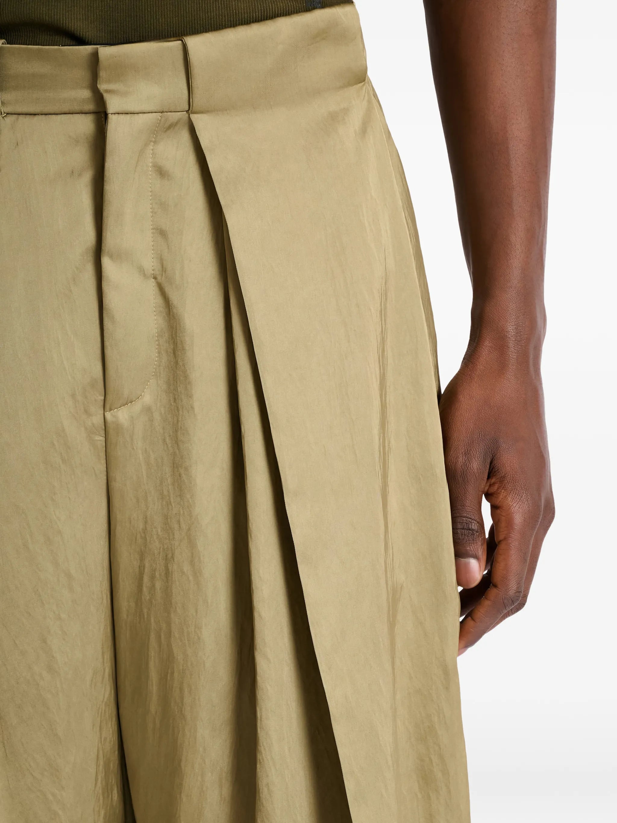 knife-pleats tailored trousers