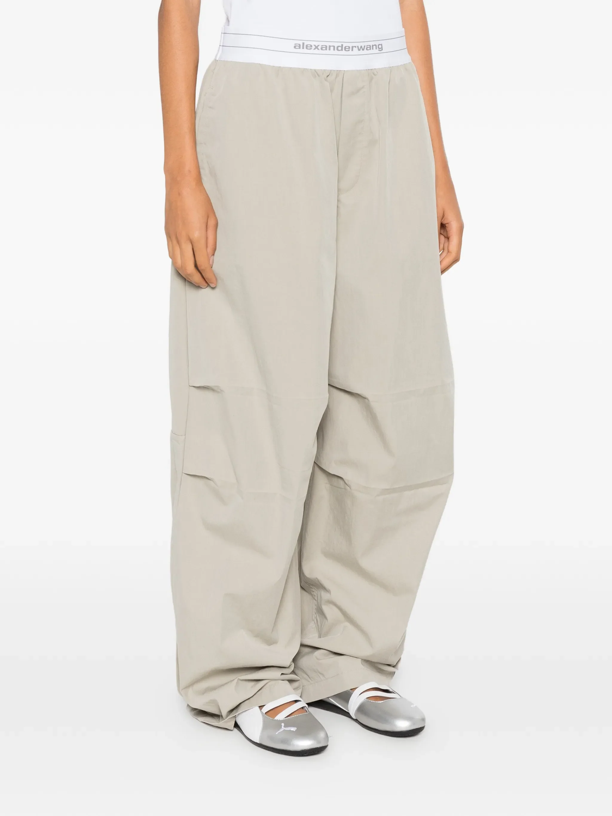 logo-waistband pleated trousers
