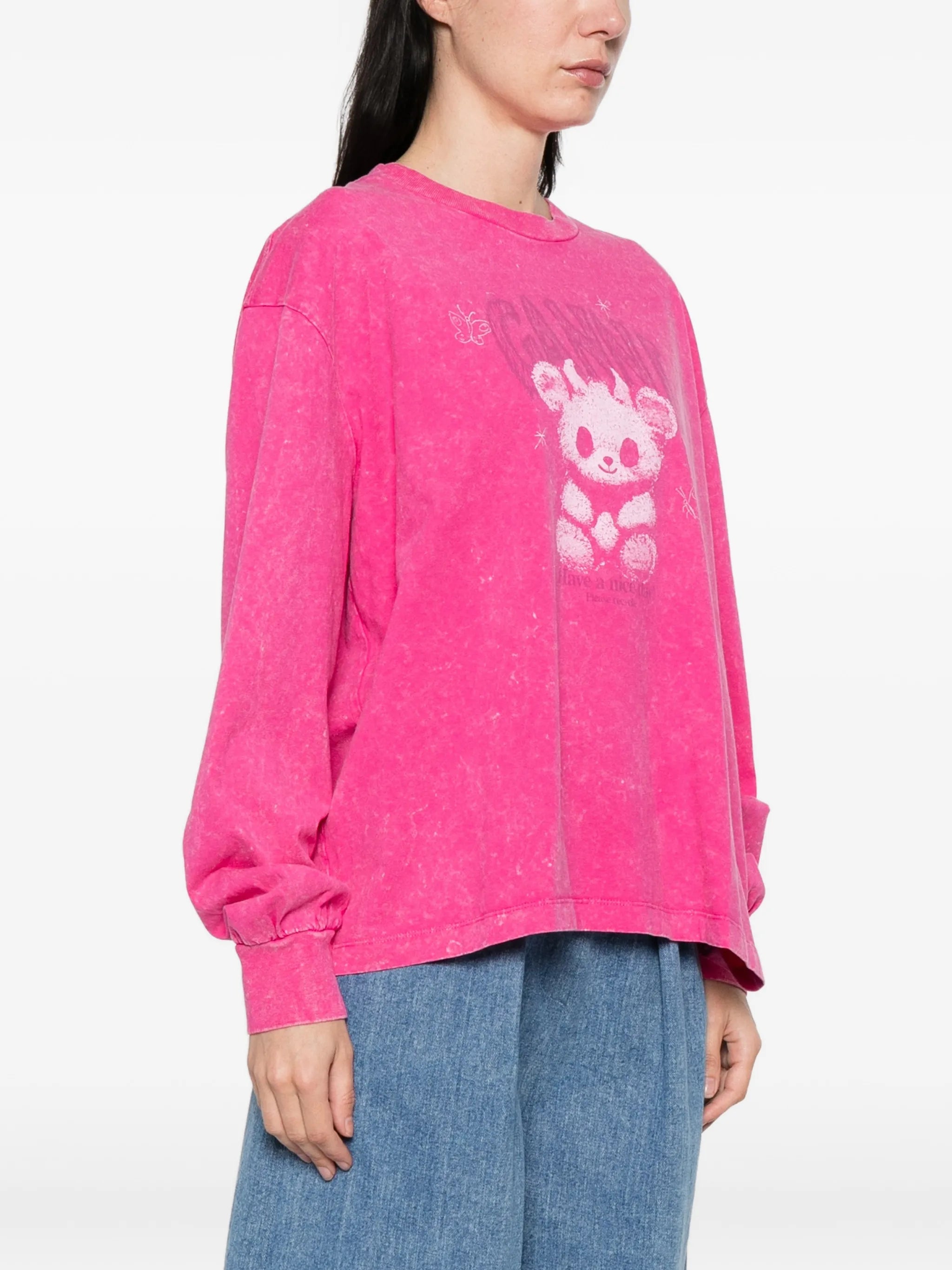 graphic long-sleeve T-shirt