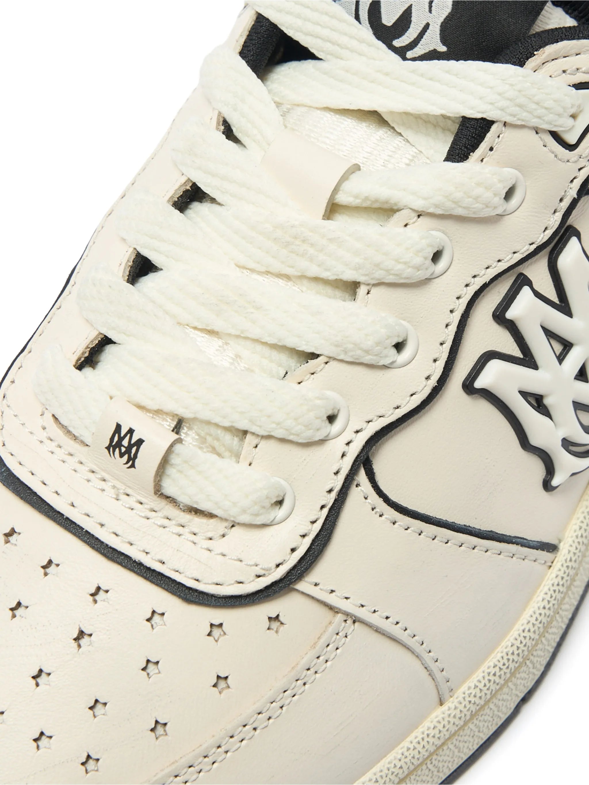 Newport star-perforated sneakers