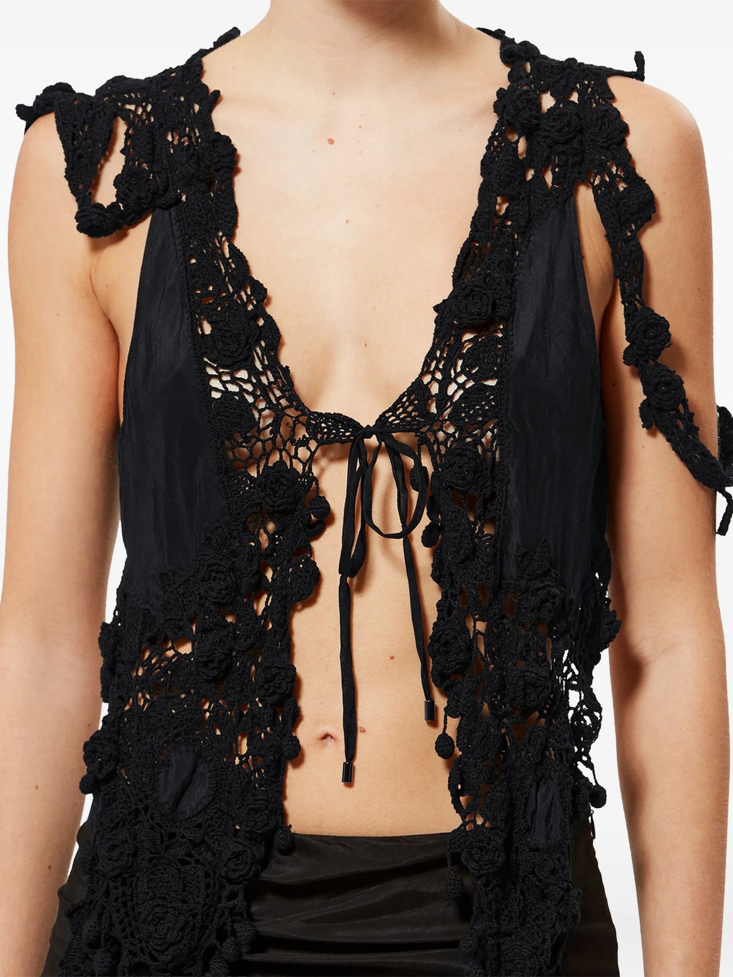 Vana crochet V-neck top