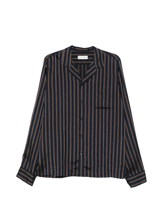 striped shirt