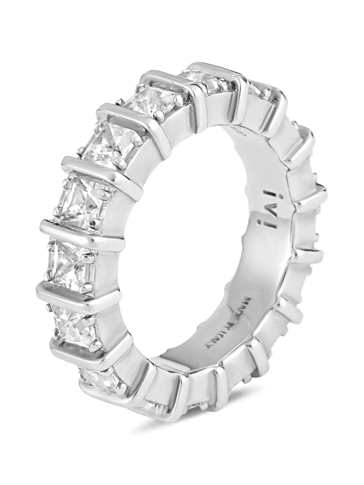 logo-detail wedding ring