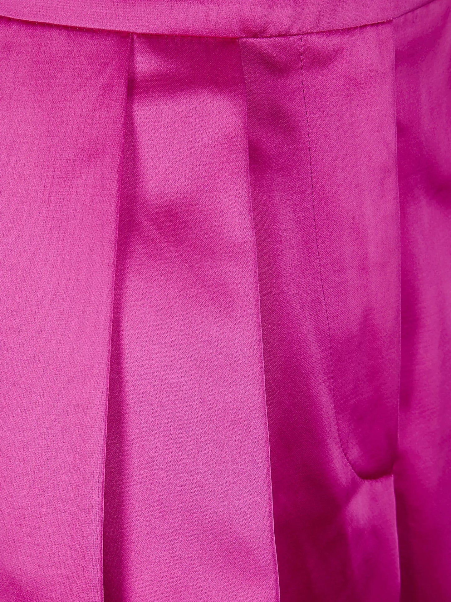 pleated button trousers