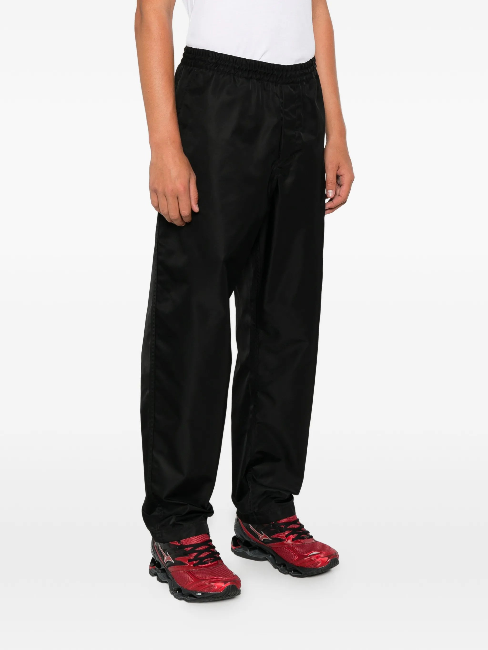 elasticated-waistband straight-leg trousers