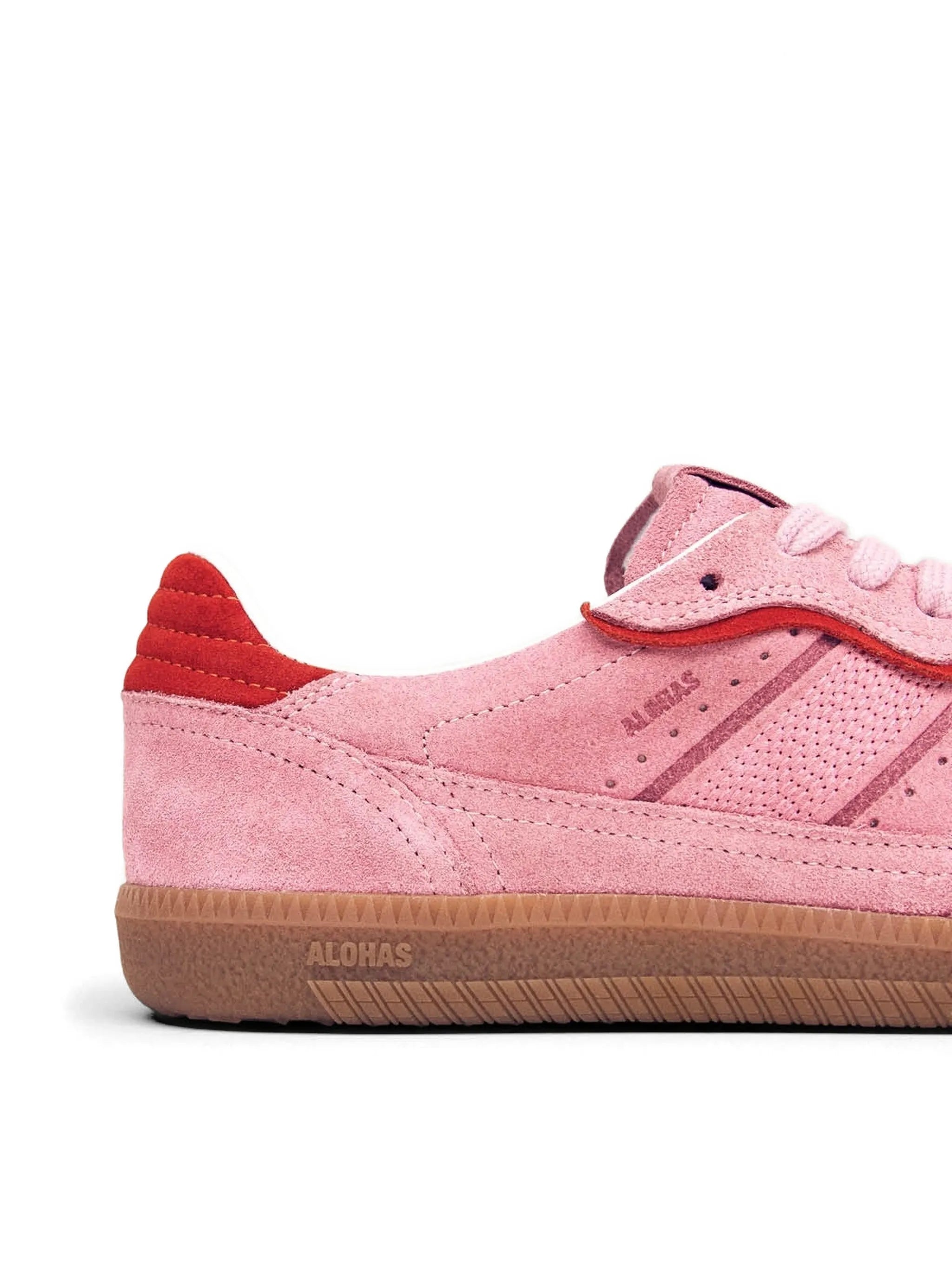 low-top contrast sneakers