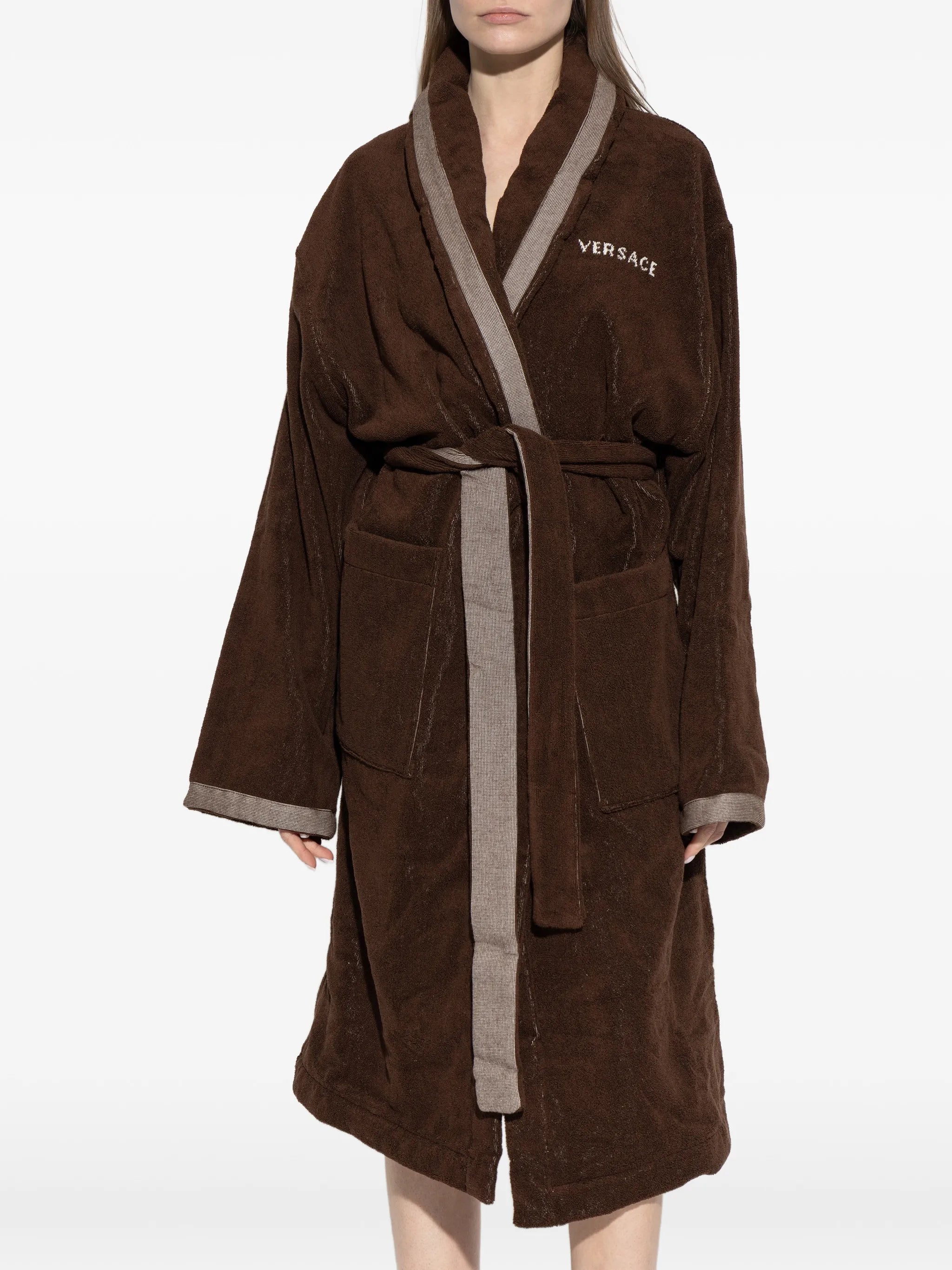 embroidered-graphic cotton bathrobe