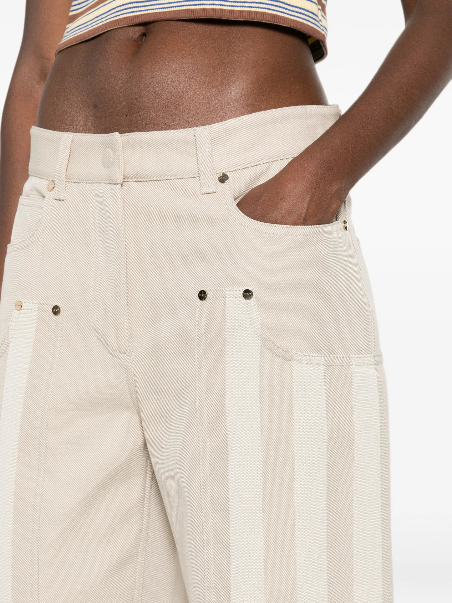 belt-loop wide-leg jeans