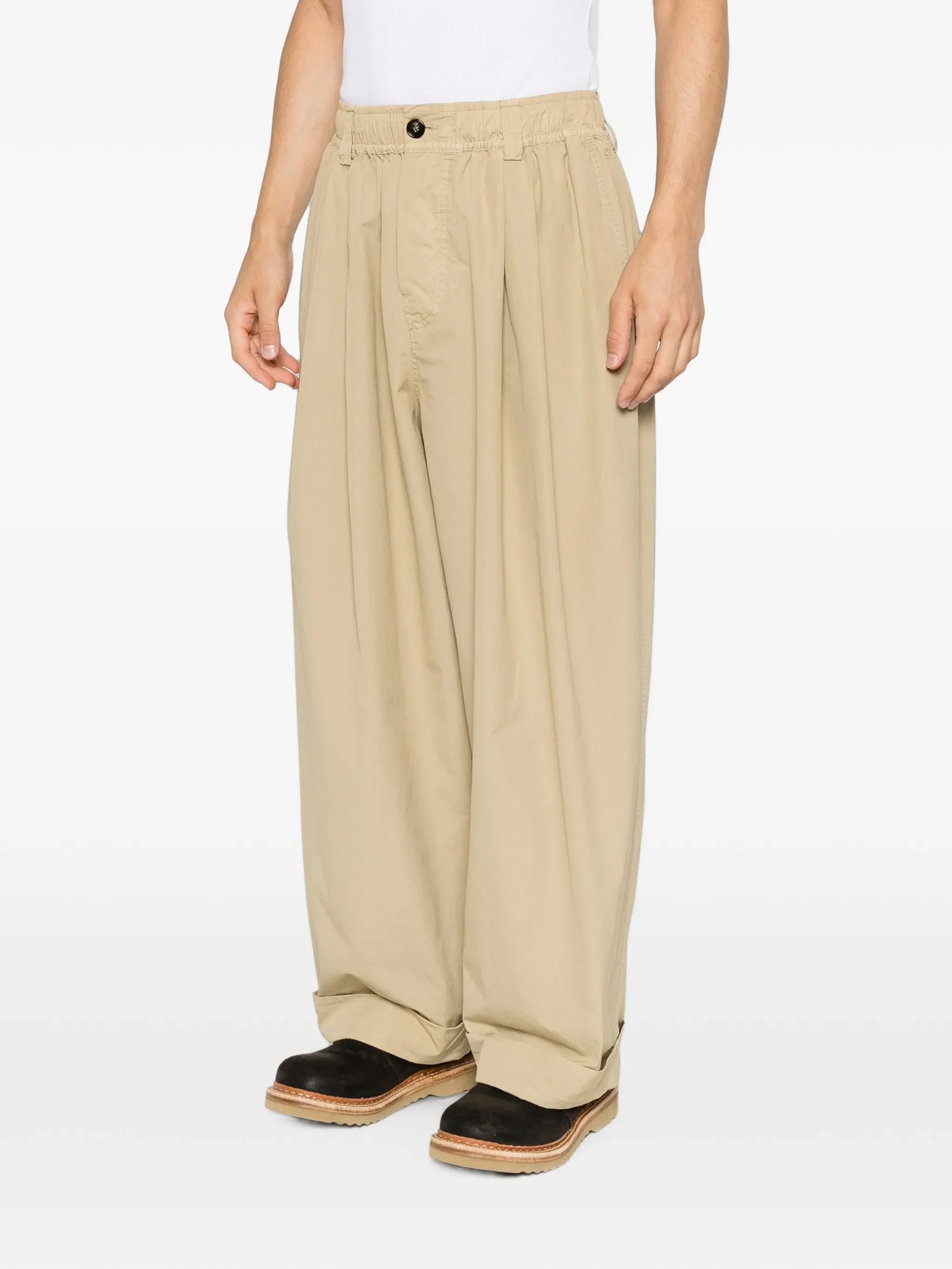 pleated wide-leg trousers