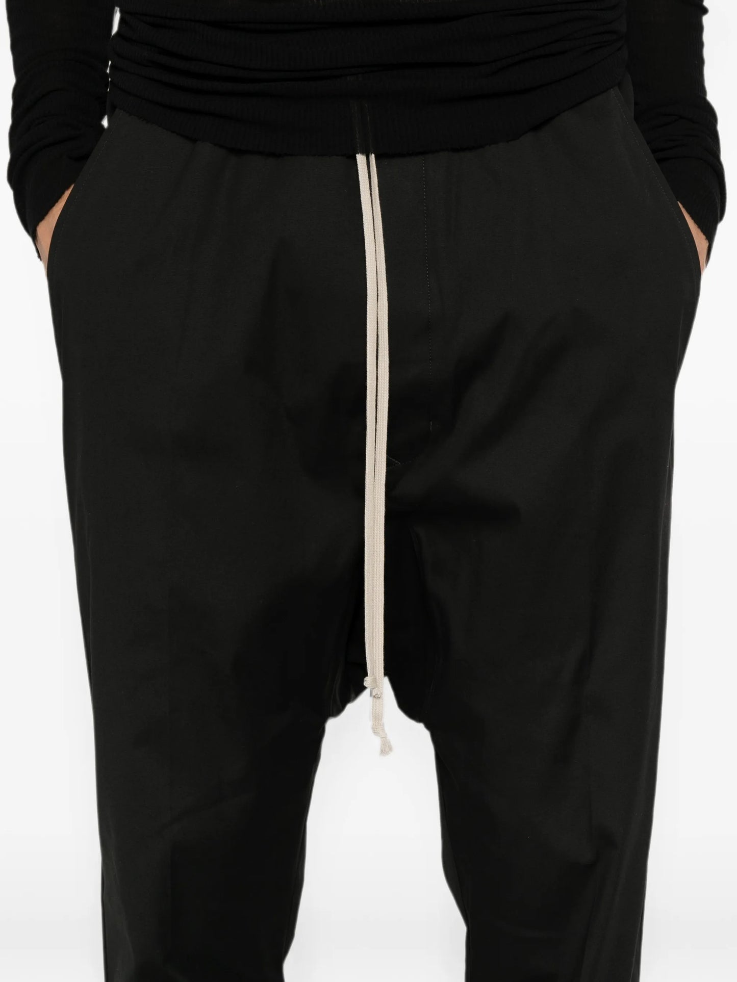 drawstring-fastening drop-crotch trousers