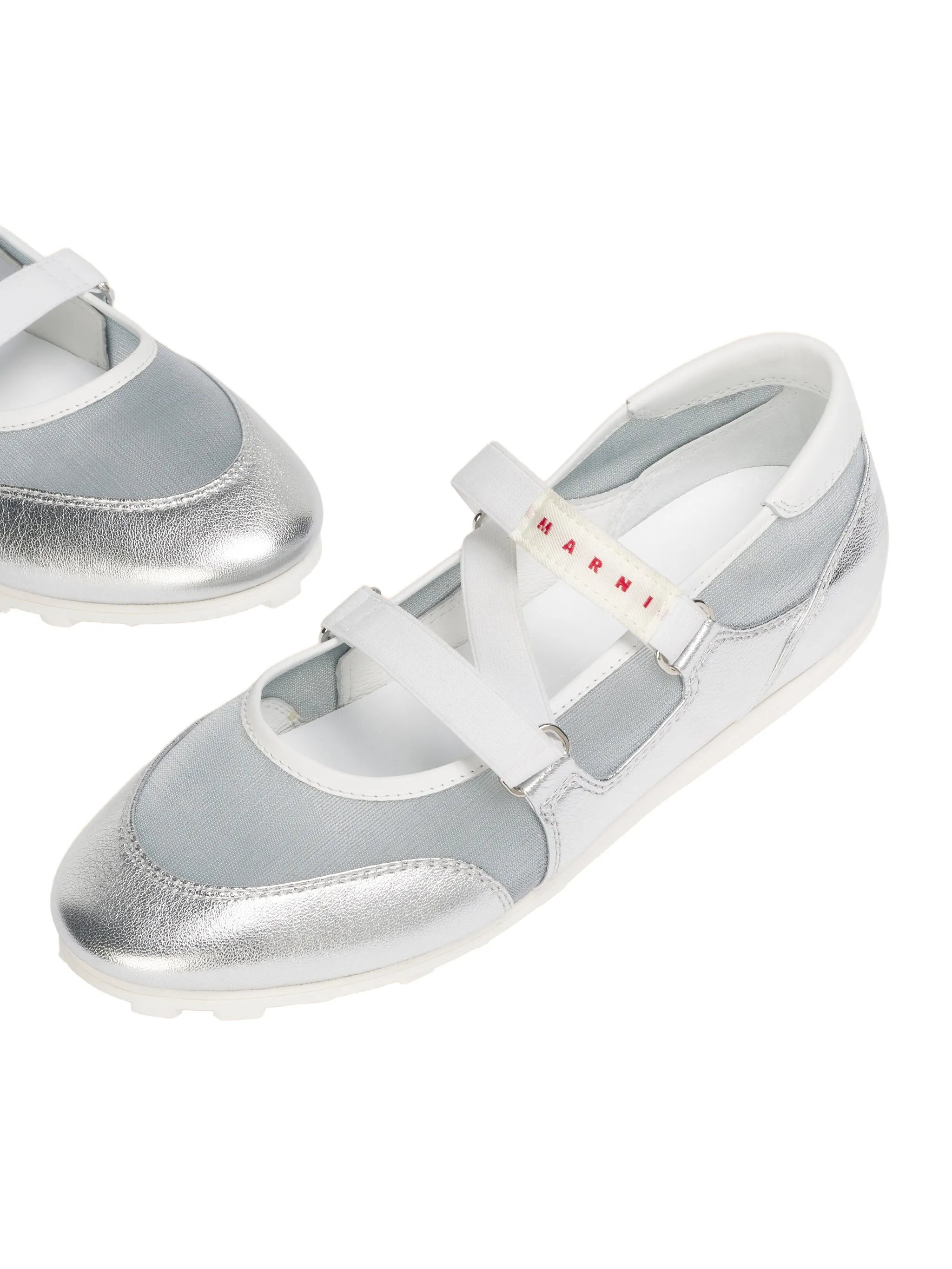 criss-cross strap sneakers