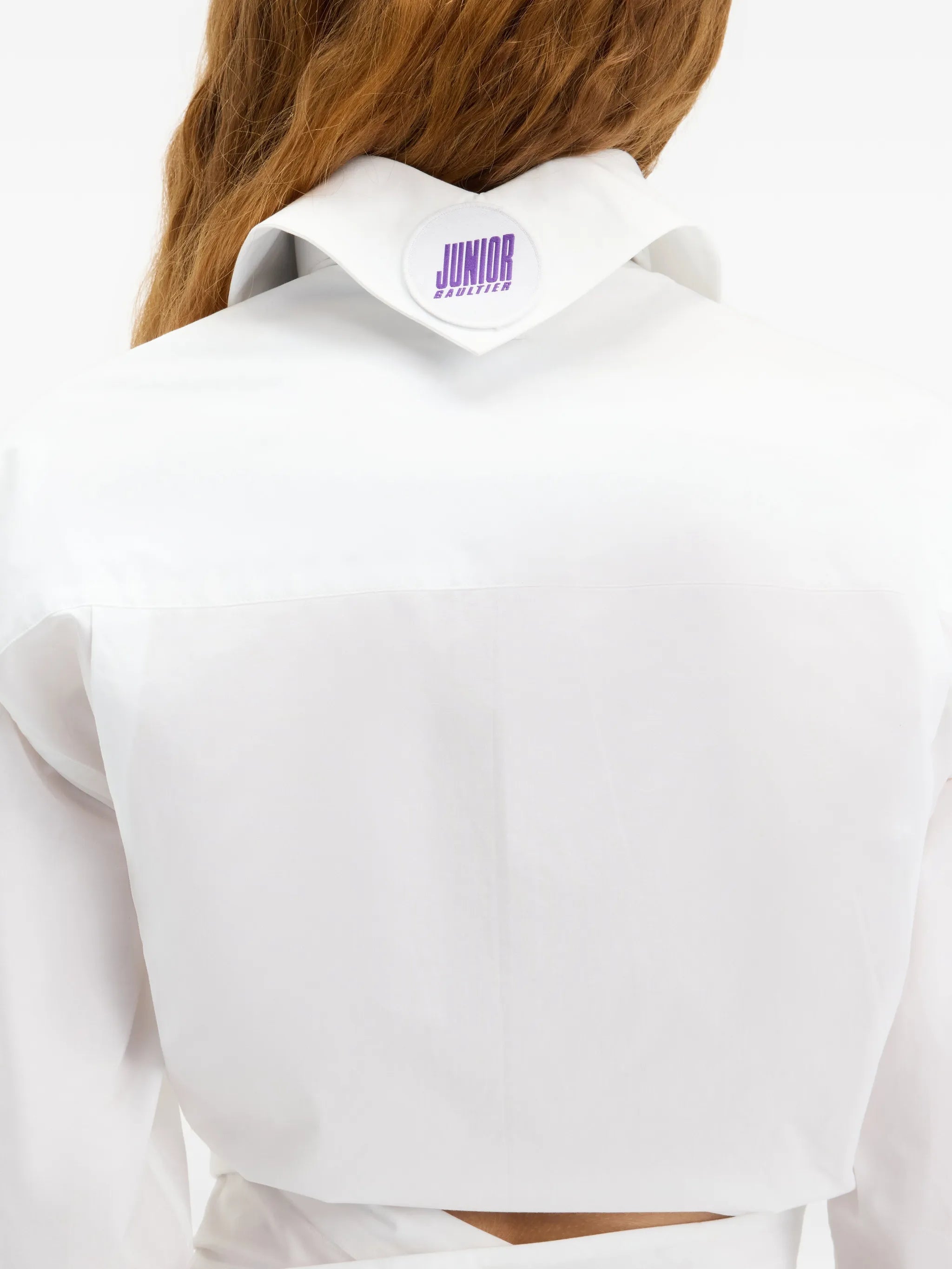 The Cropped Cache-Coeur cotton shirt