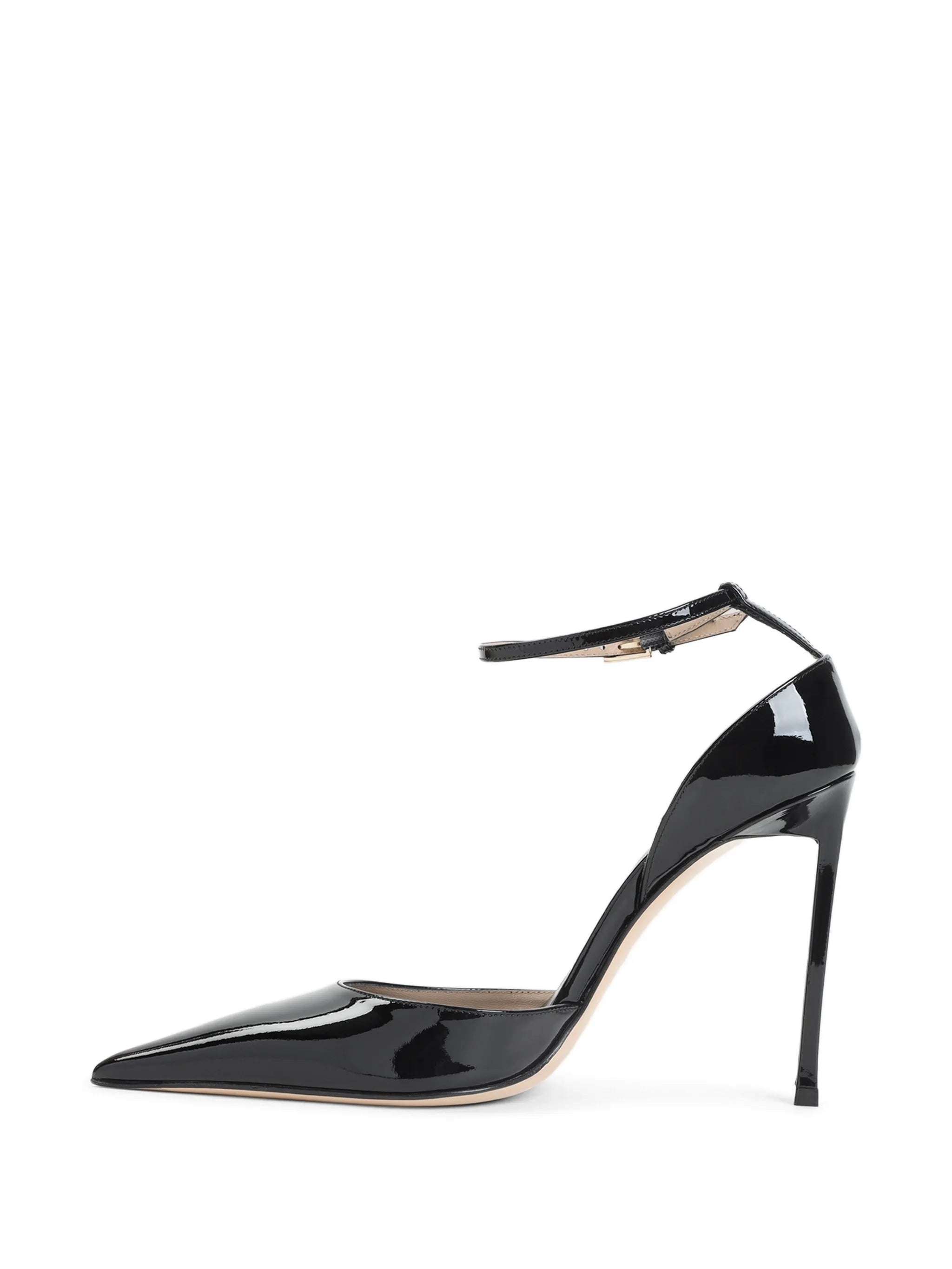 Vertigo pointed pumps