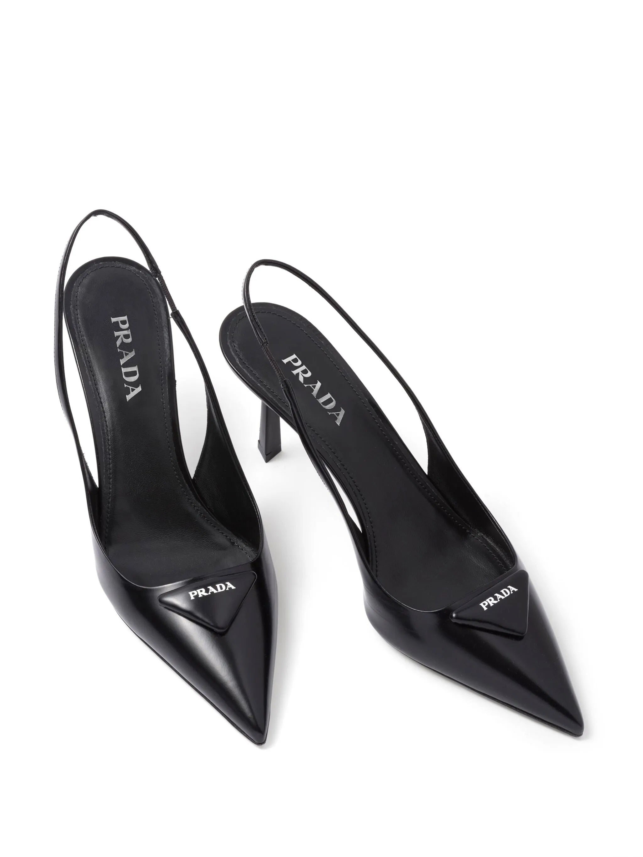 75mm triangle-logo pumps