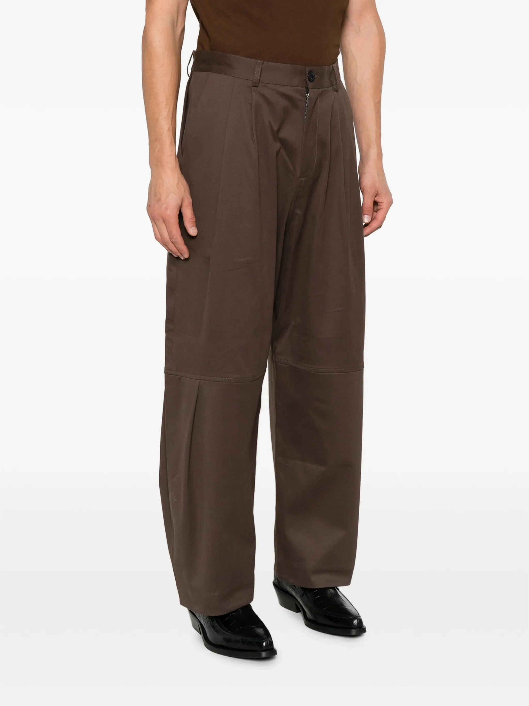 Zushi pleated trousers