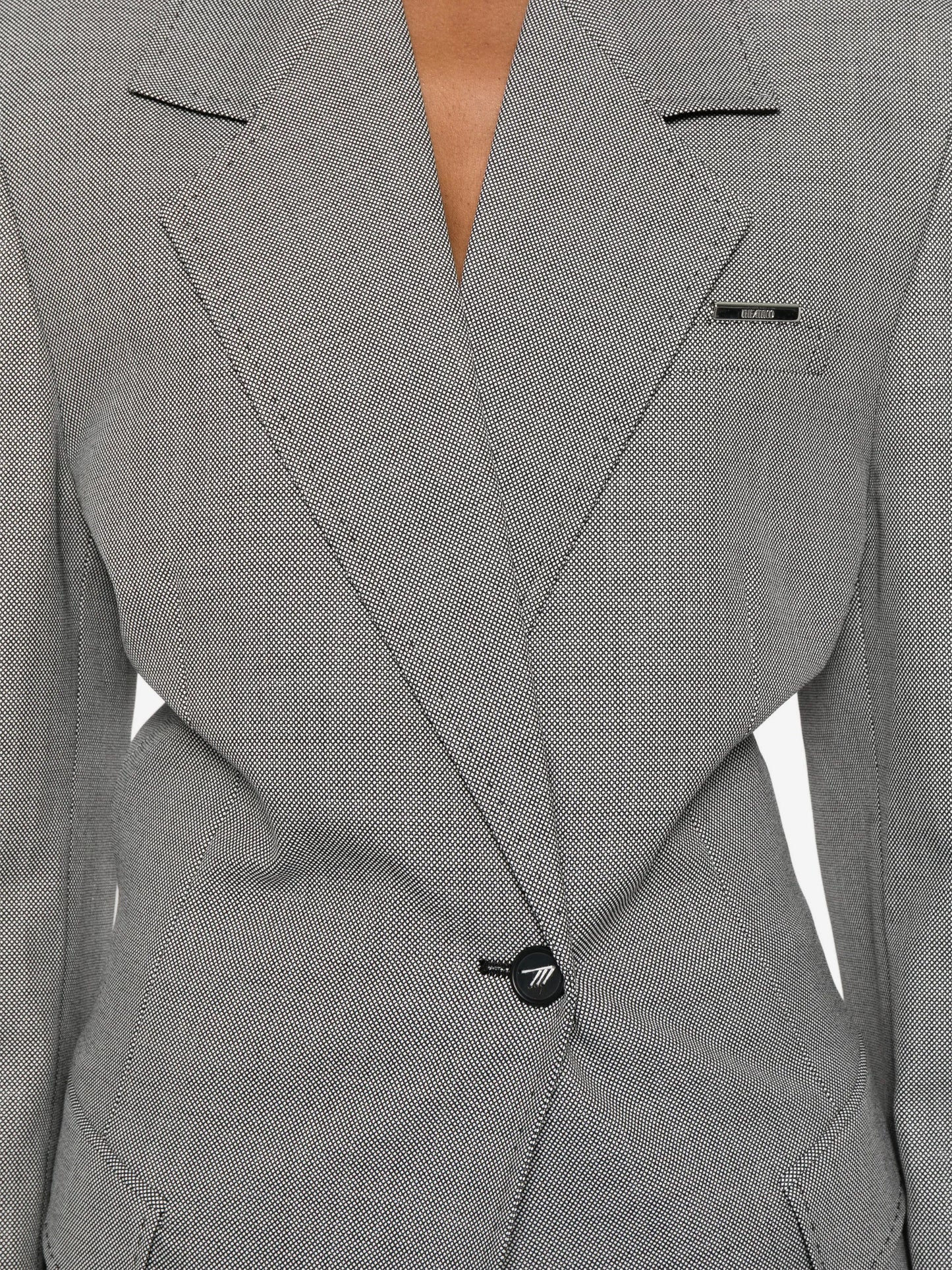 single-breasted blazer