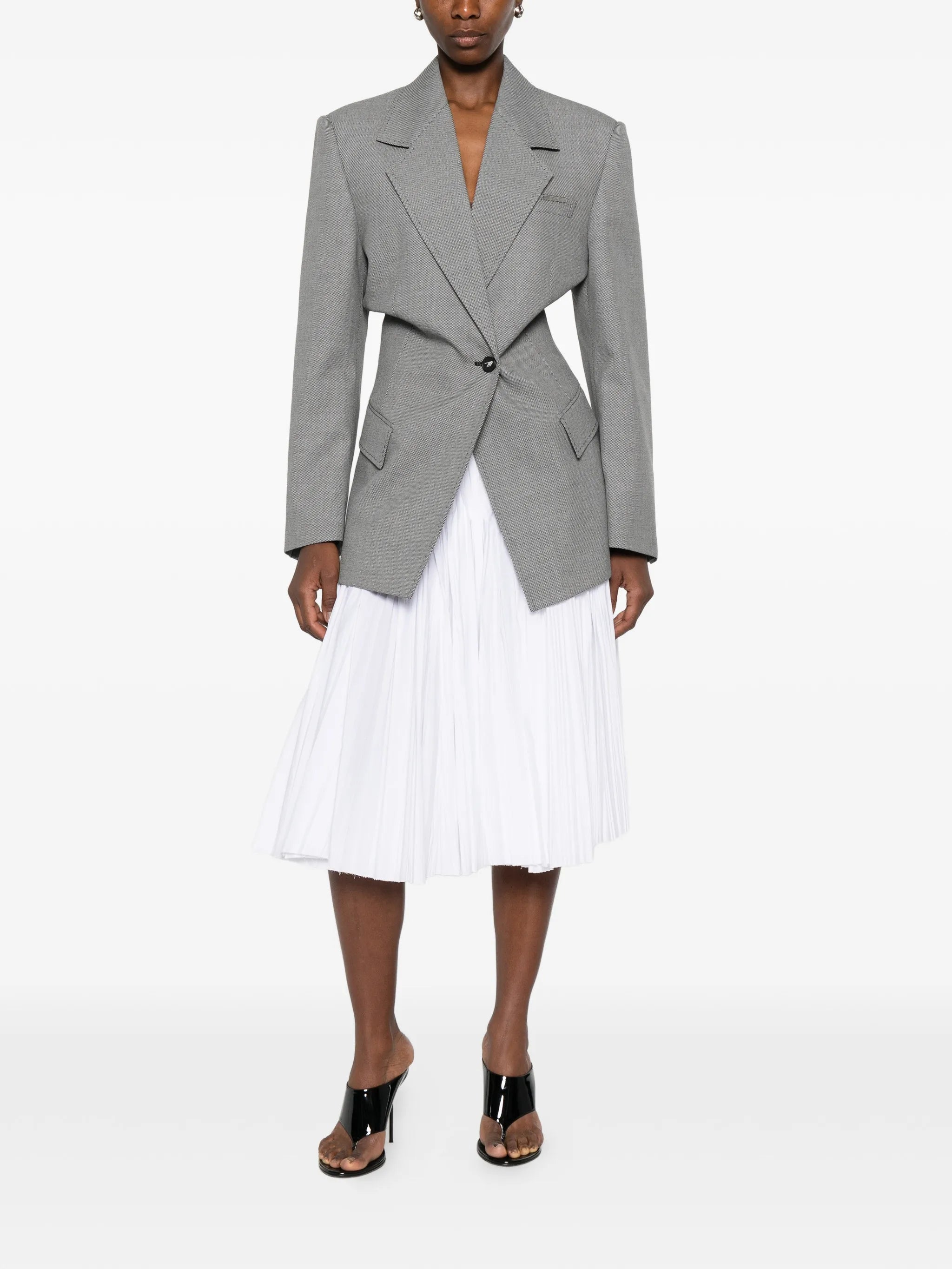 single-breasted blazer