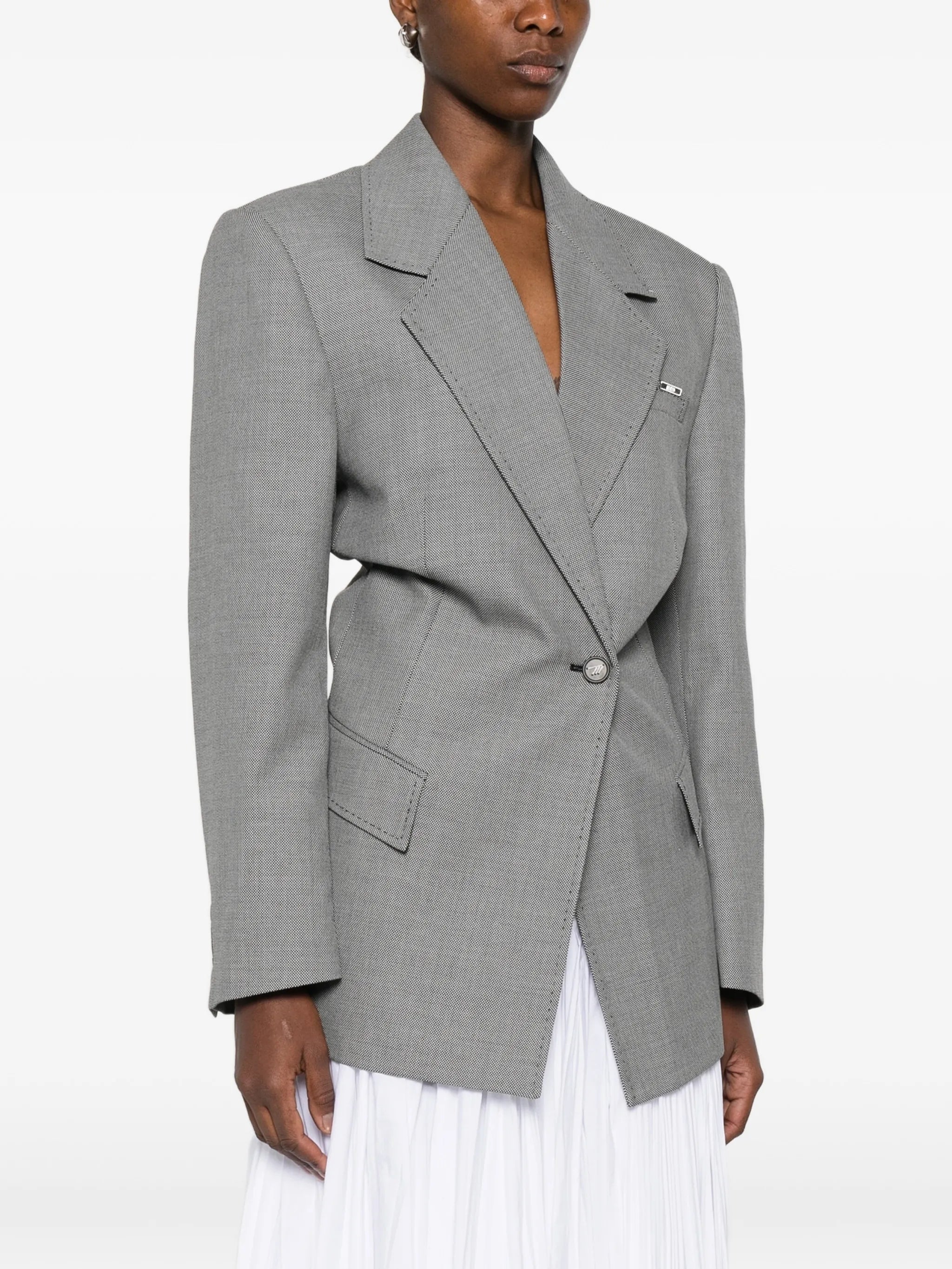 single-breasted blazer