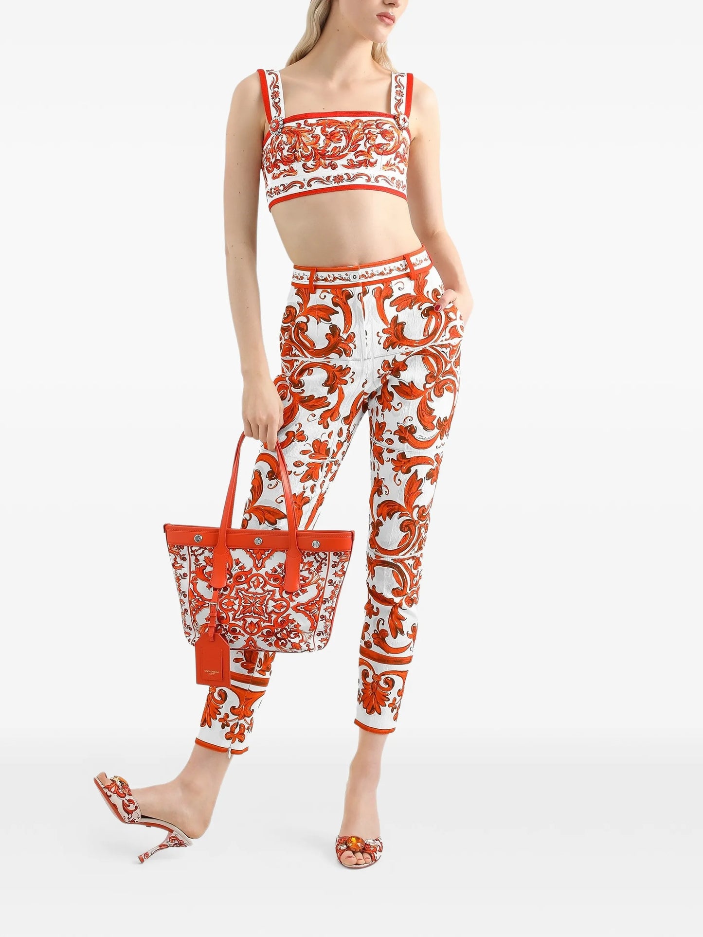 top in Majolica-print mat