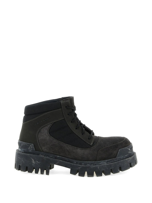Combat Strike low boots