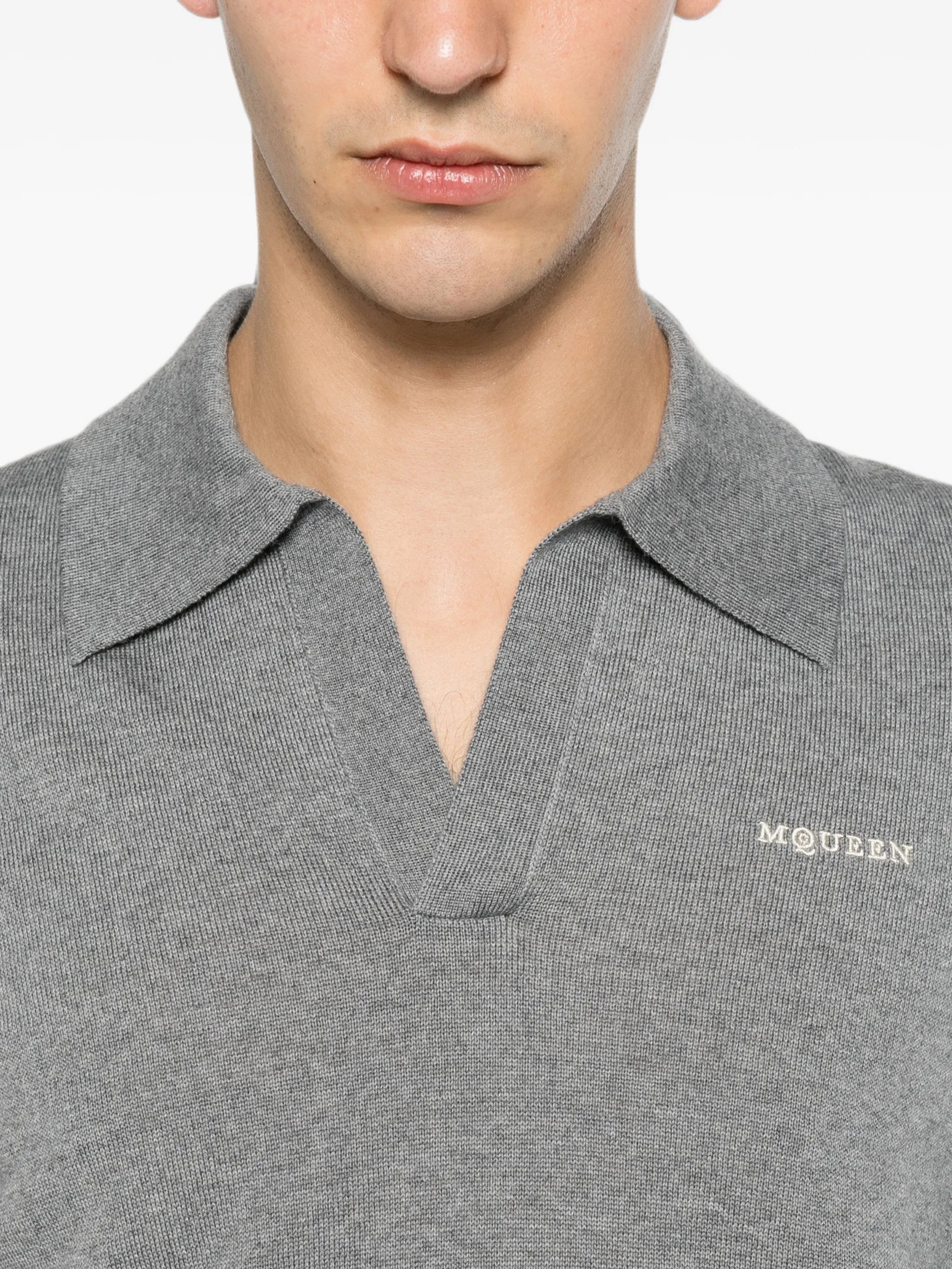 logo-embroidered short-sleeve top