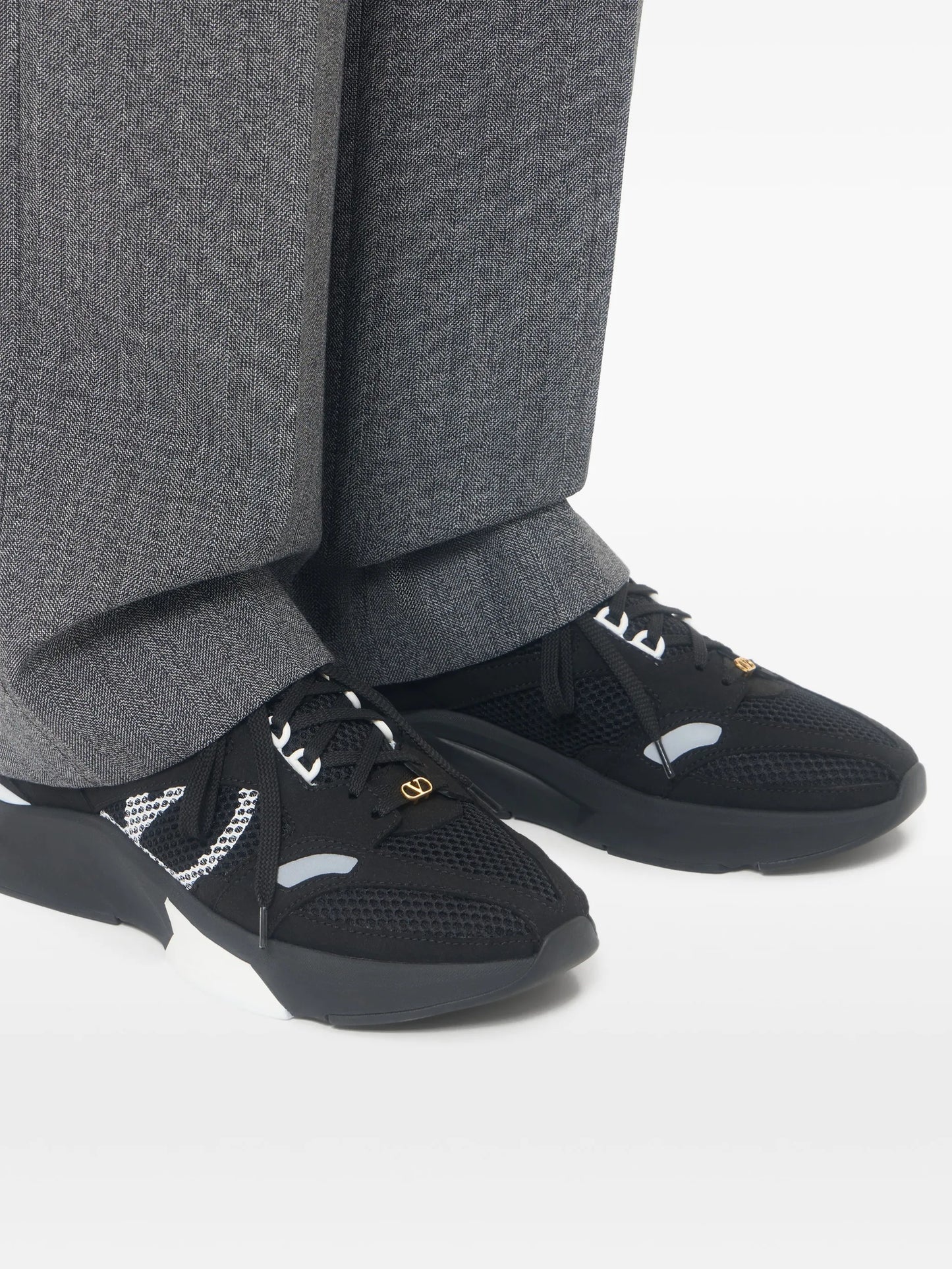 Demivee sneakers in mesh fabric with suede inserts