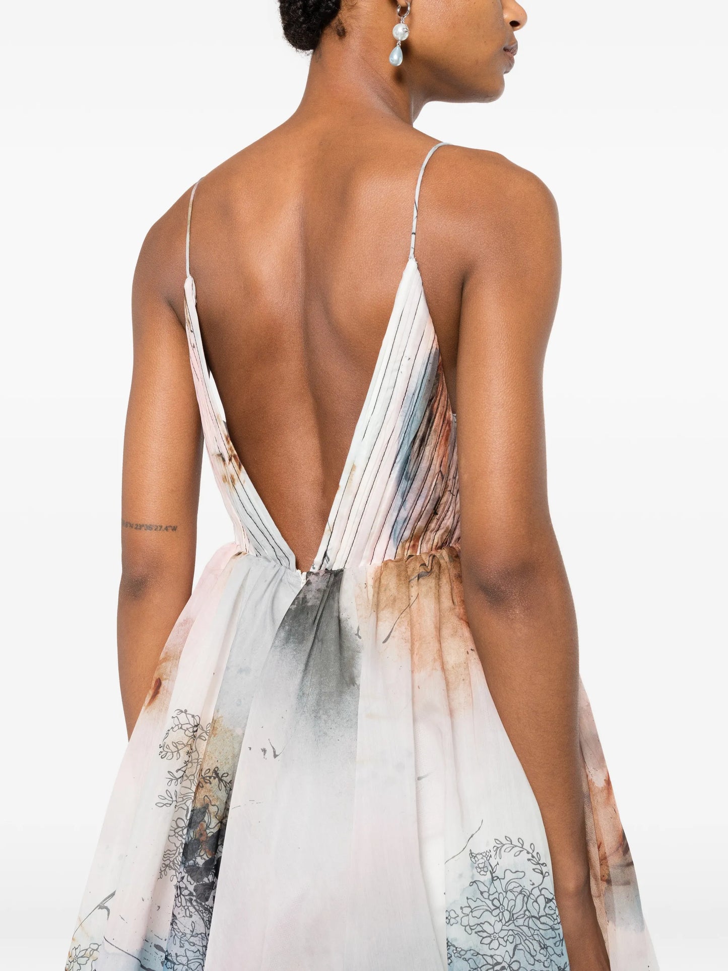 Avery Avery abstract-print gown