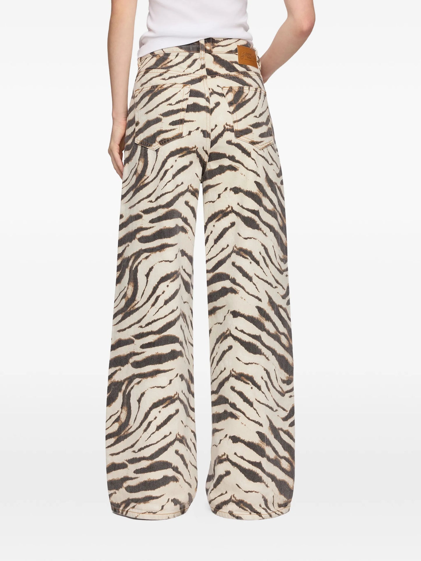 Lari zebra-print jeans