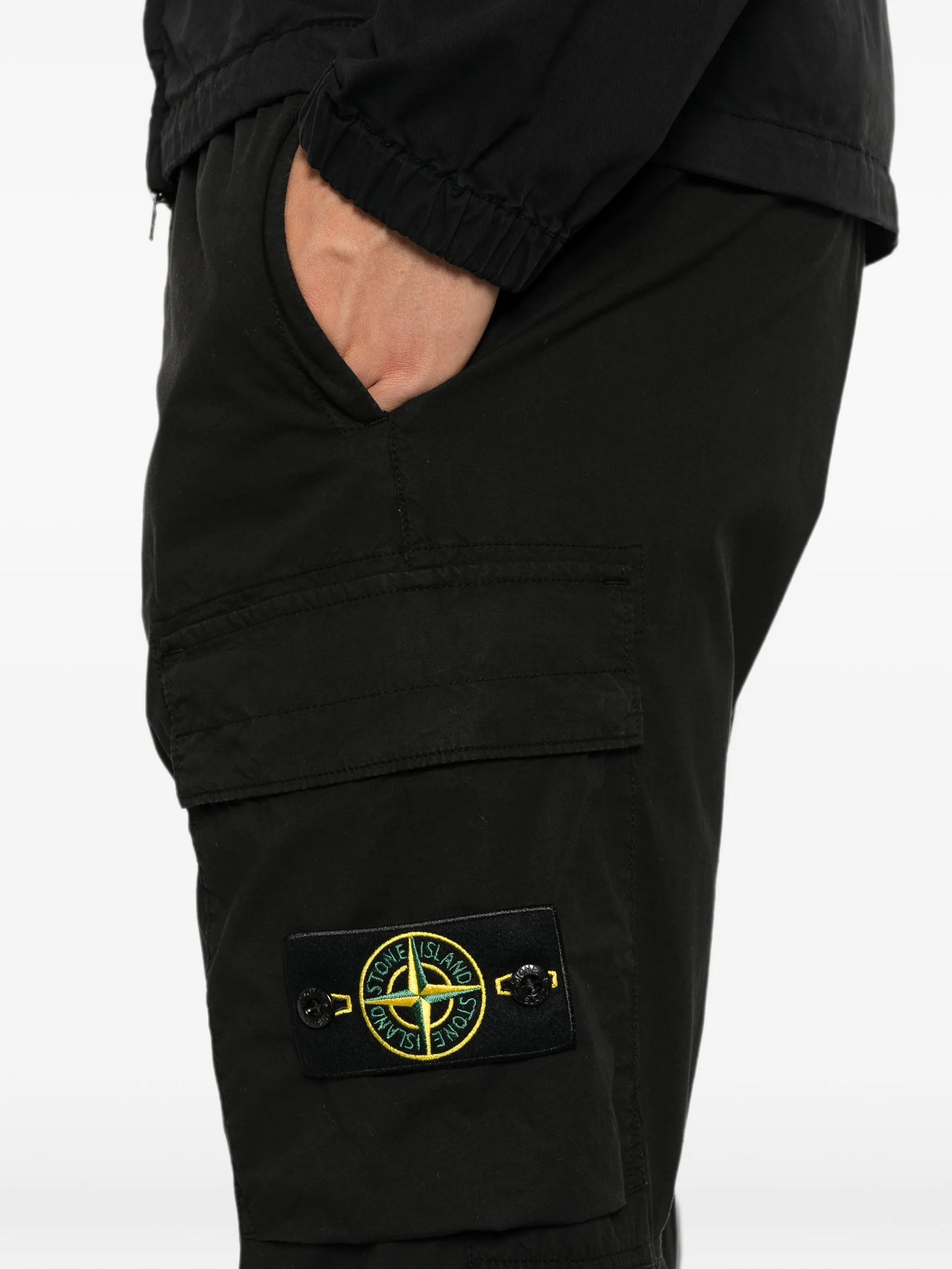 logo-patch trousers